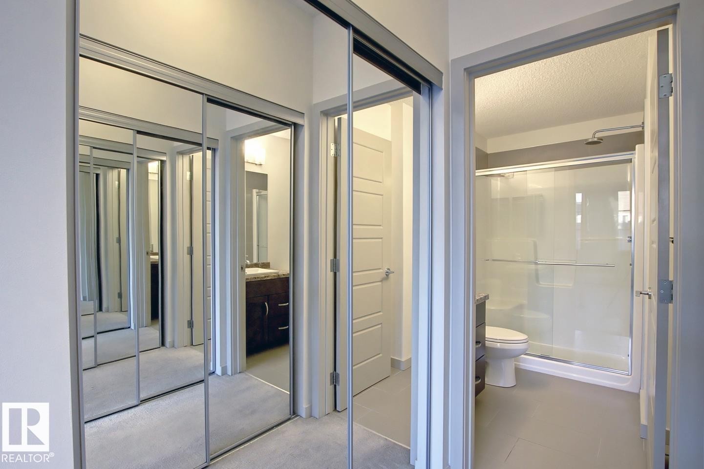 403 1004 Rosenthal Boulevard, Edmonton, AB - Indoor Photo Showing Bathroom