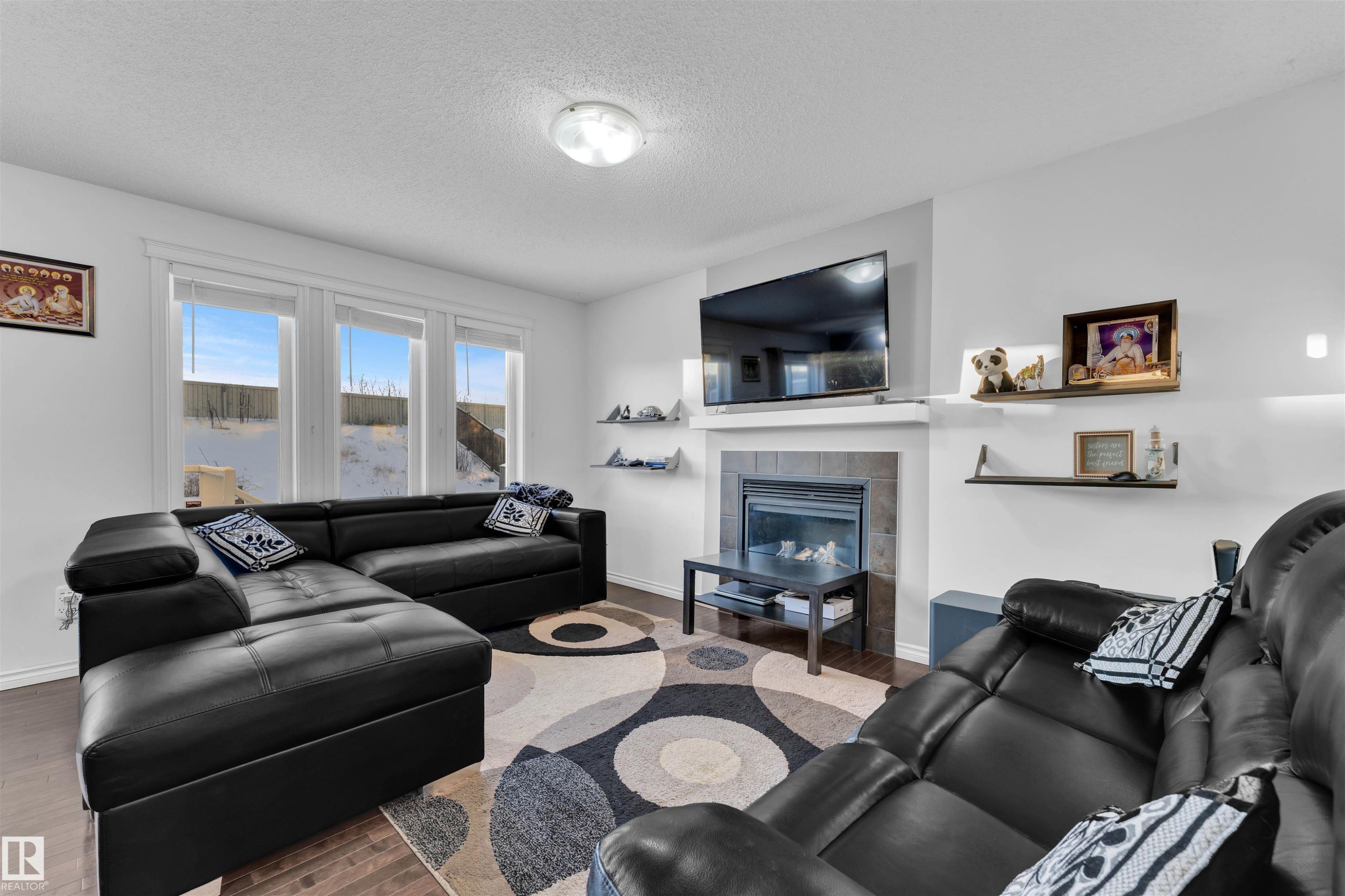 3722 9 Street, Edmonton, AB - Indoor Photo Showing Living Room With Fireplace