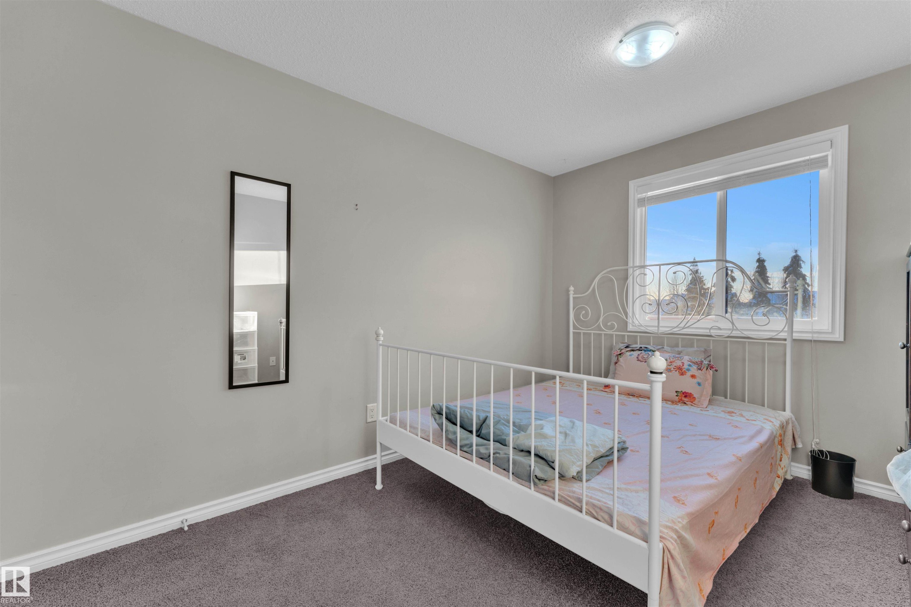 3722 9 Street, Edmonton, AB - Indoor Photo Showing Bedroom