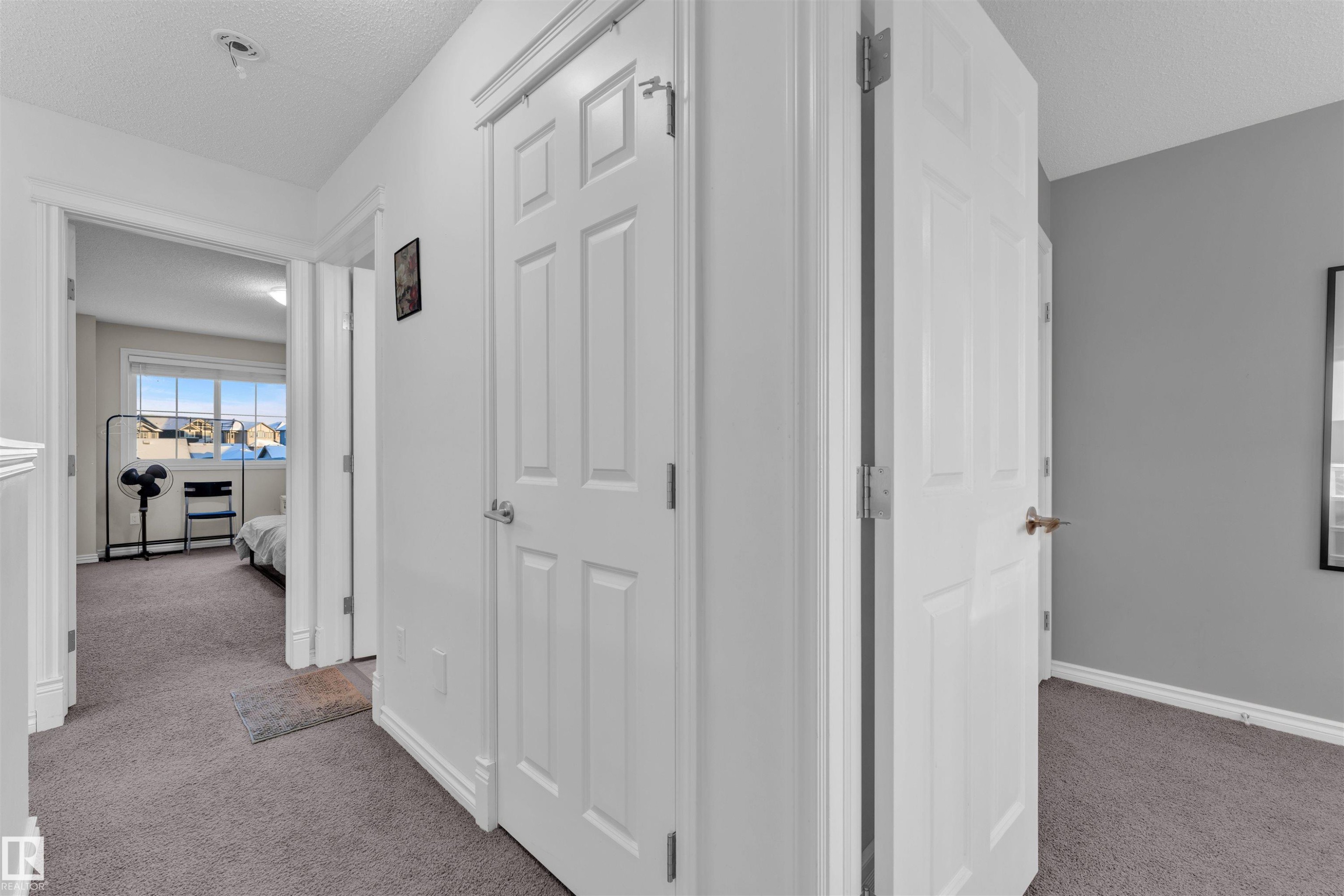 3722 9 Street, Edmonton, AB - Indoor Photo Showing Other Room