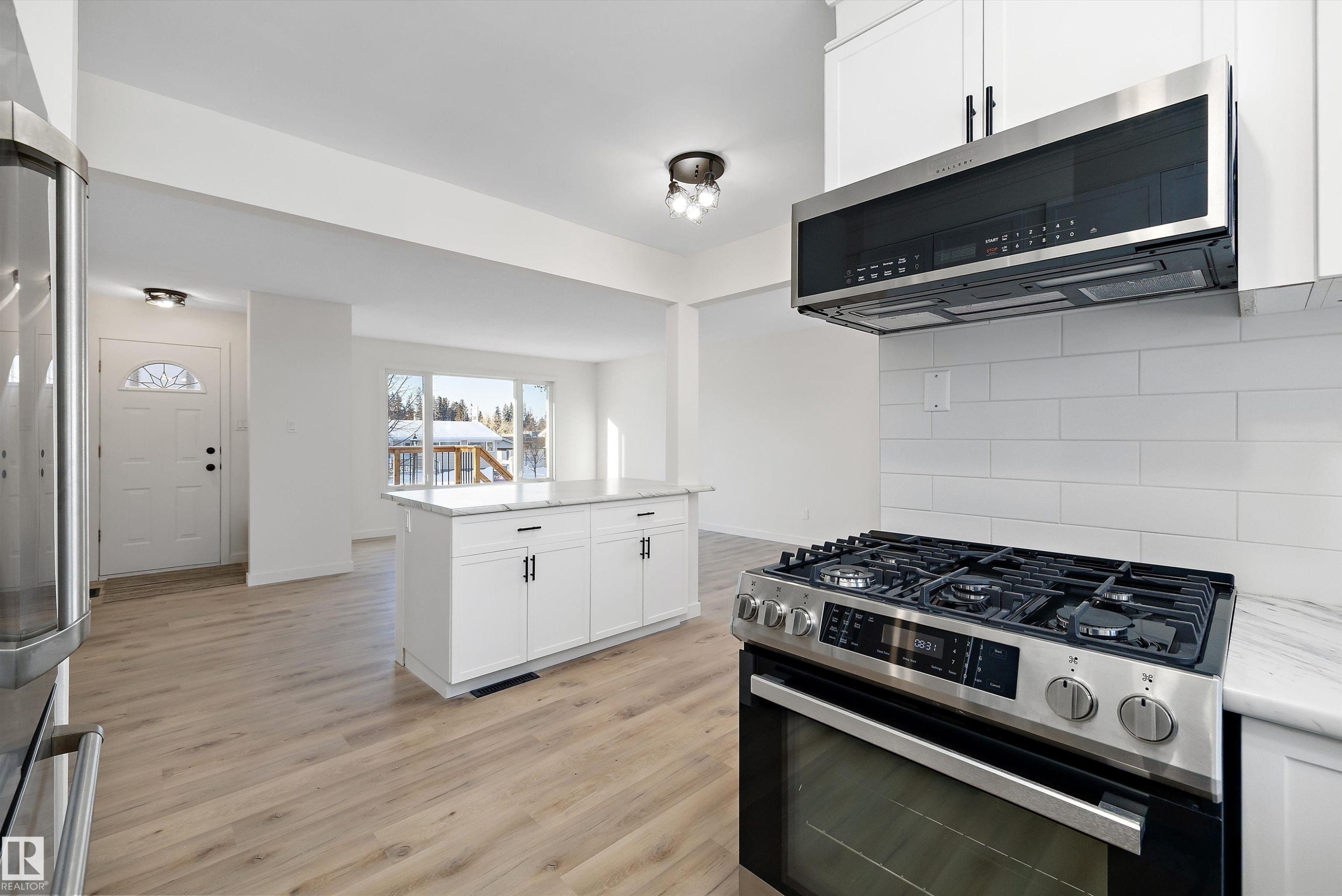 49 Sheridan Drive, St. Albert, AB - Indoor Photo Showing Kitchen