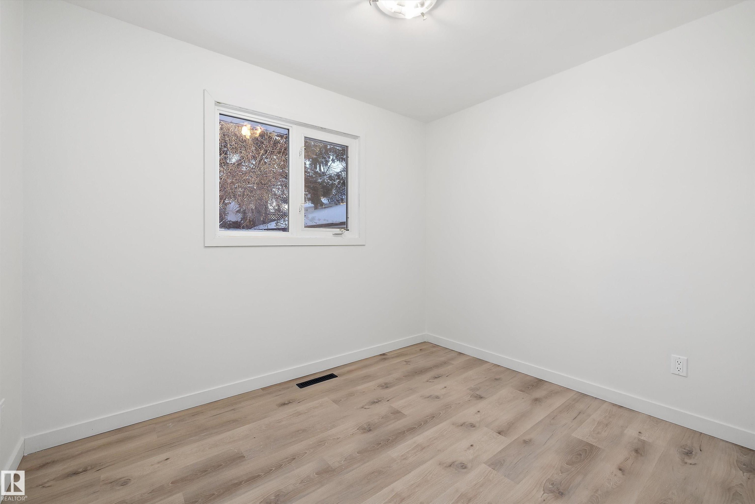49 Sheridan Drive, St. Albert, AB - Indoor Photo Showing Other Room