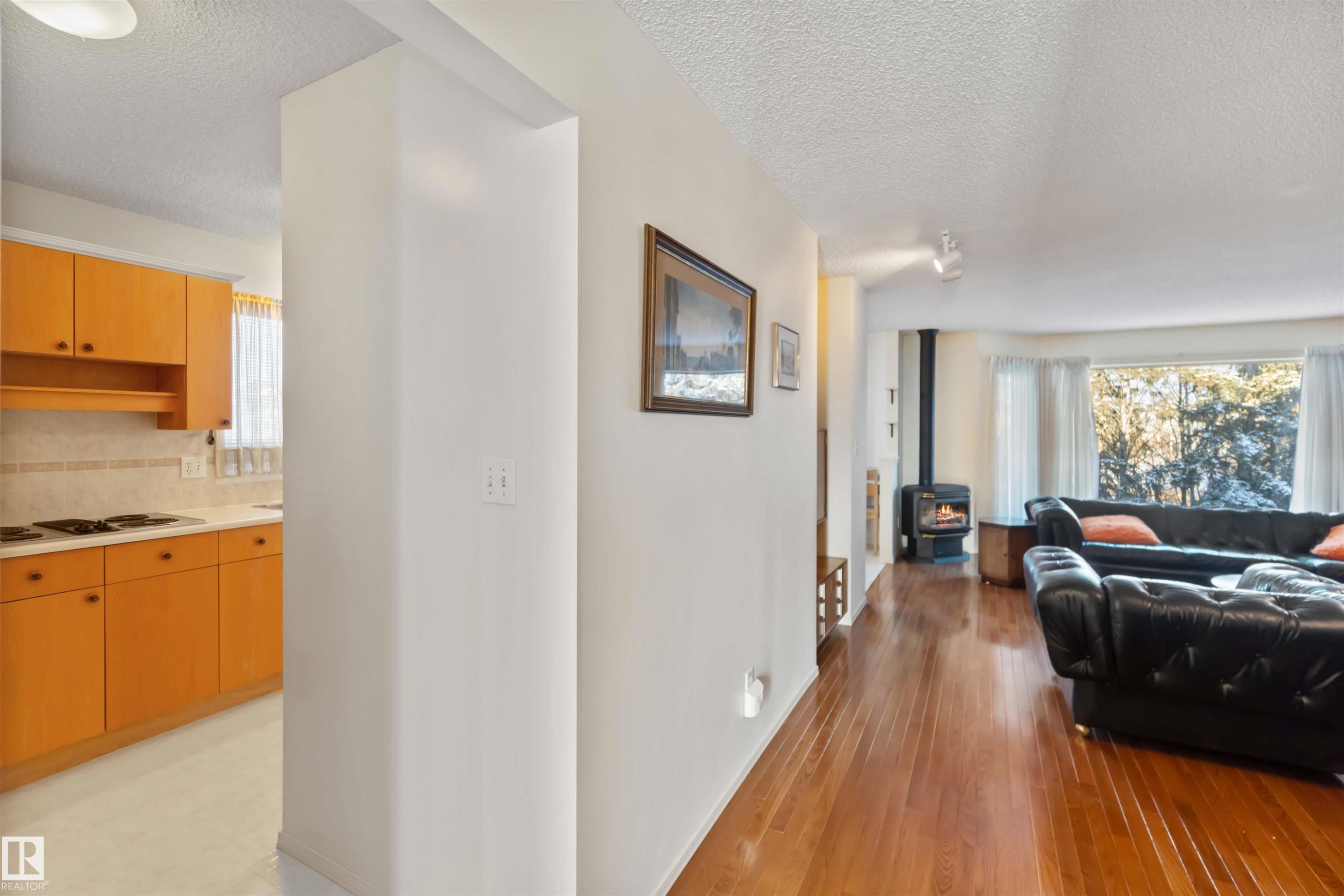 11620 170 Avenue, Edmonton, AB - Indoor