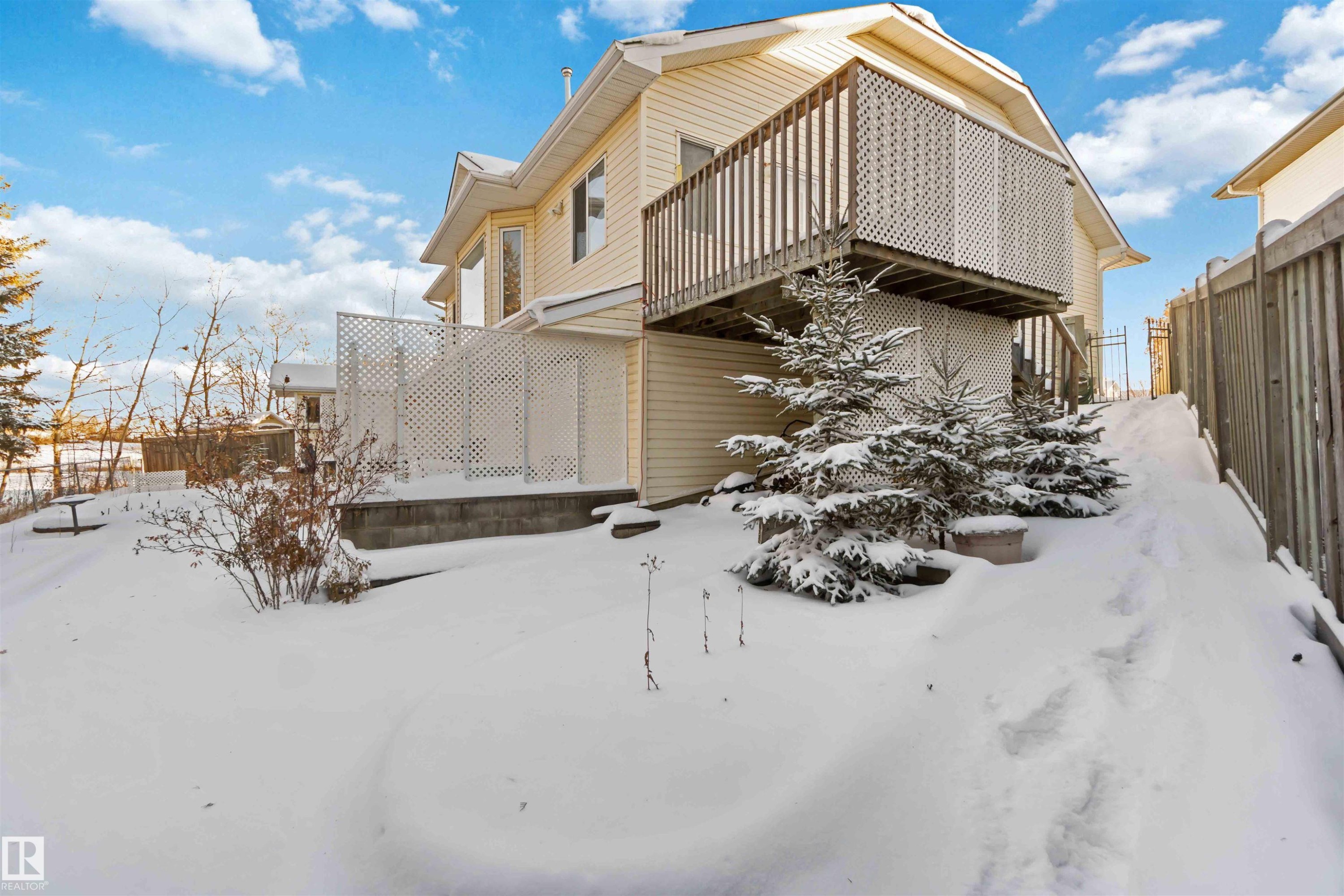 11620 170 Avenue, Edmonton, AB - Outdoor