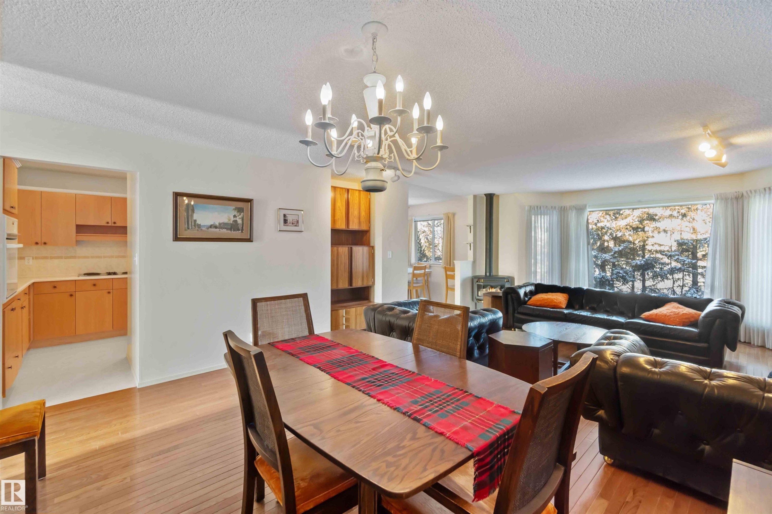 11620 170 Avenue, Edmonton, AB - Indoor Photo Showing Dining Room