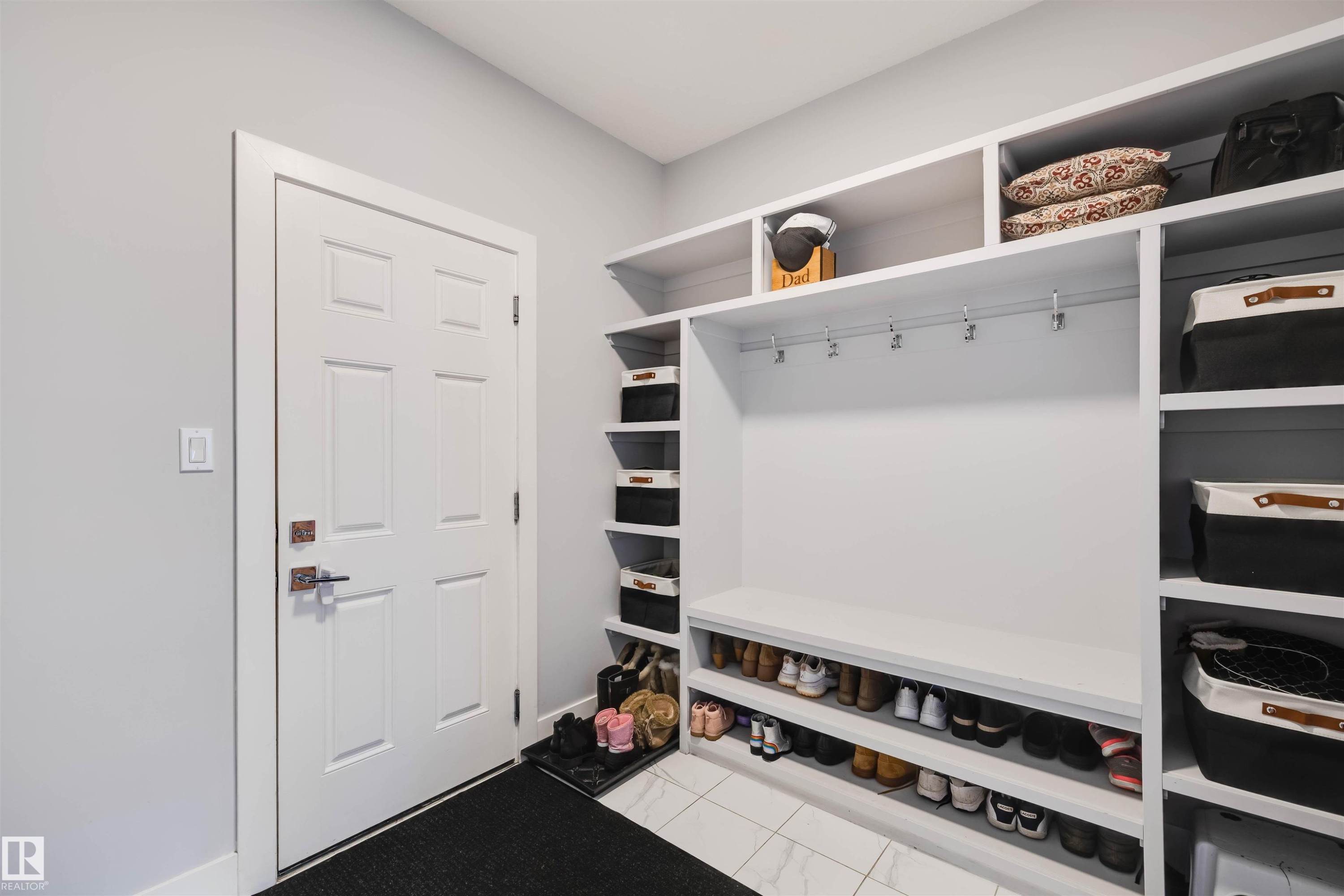 3901 44 Avenue, Beaumont, AB - Indoor With Storage