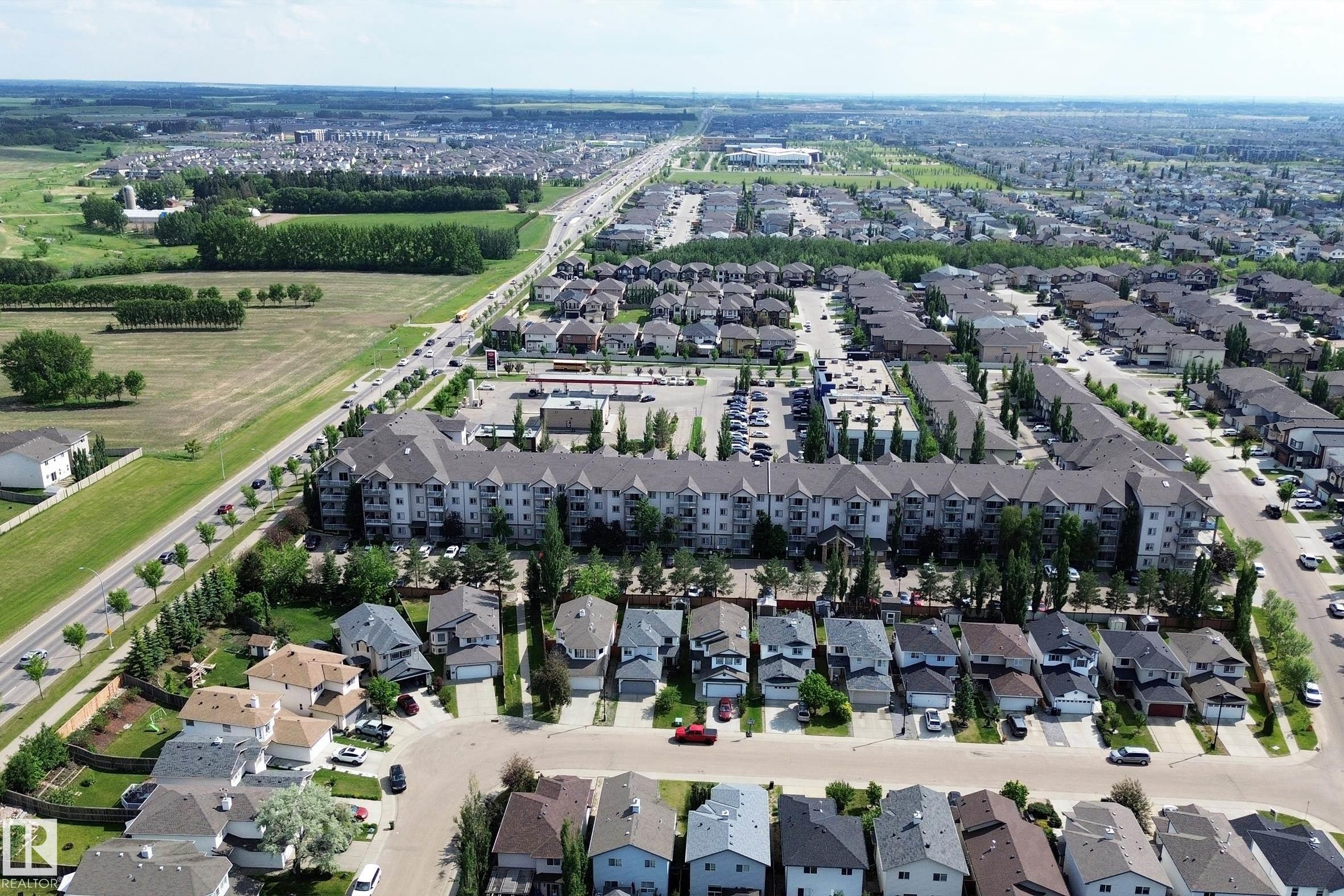 418 3425 19 Street, Edmonton, AB - Outdoor With View