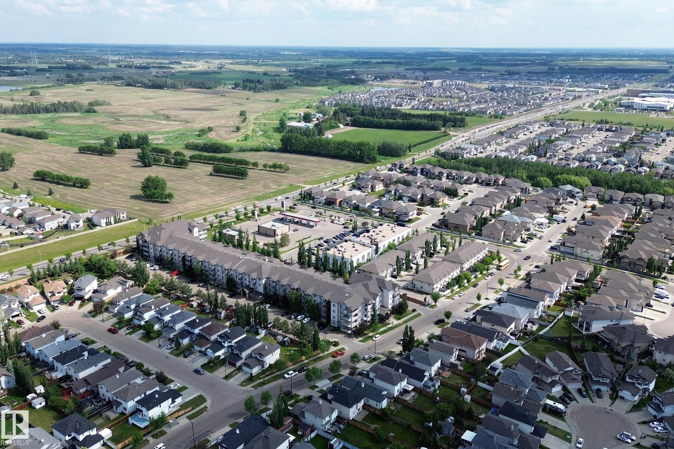 418 3425 19 Street, Edmonton, AB - Outdoor With View