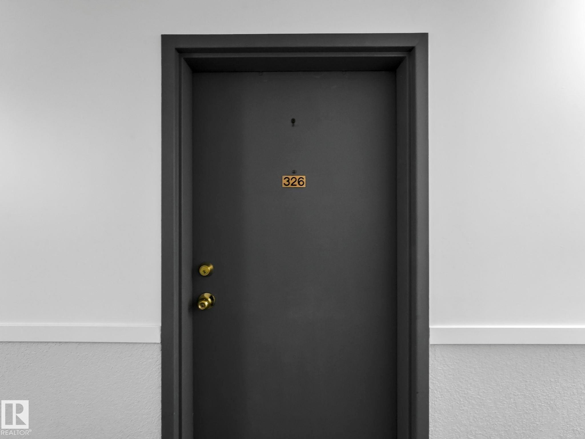 326 10636 120 Street, Edmonton, AB - Photo Showing Other Room