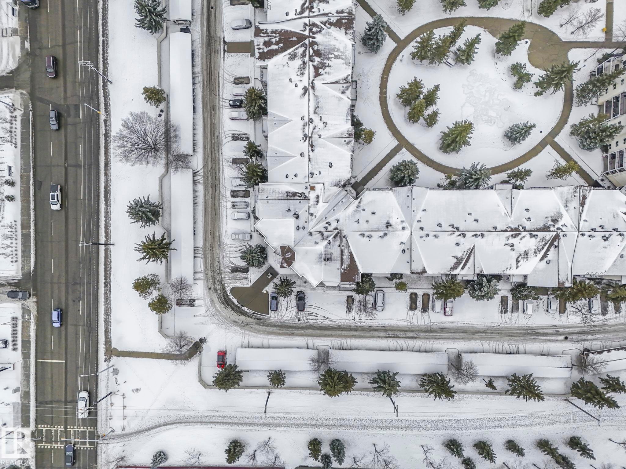 326 10636 120 Street, Edmonton, AB -