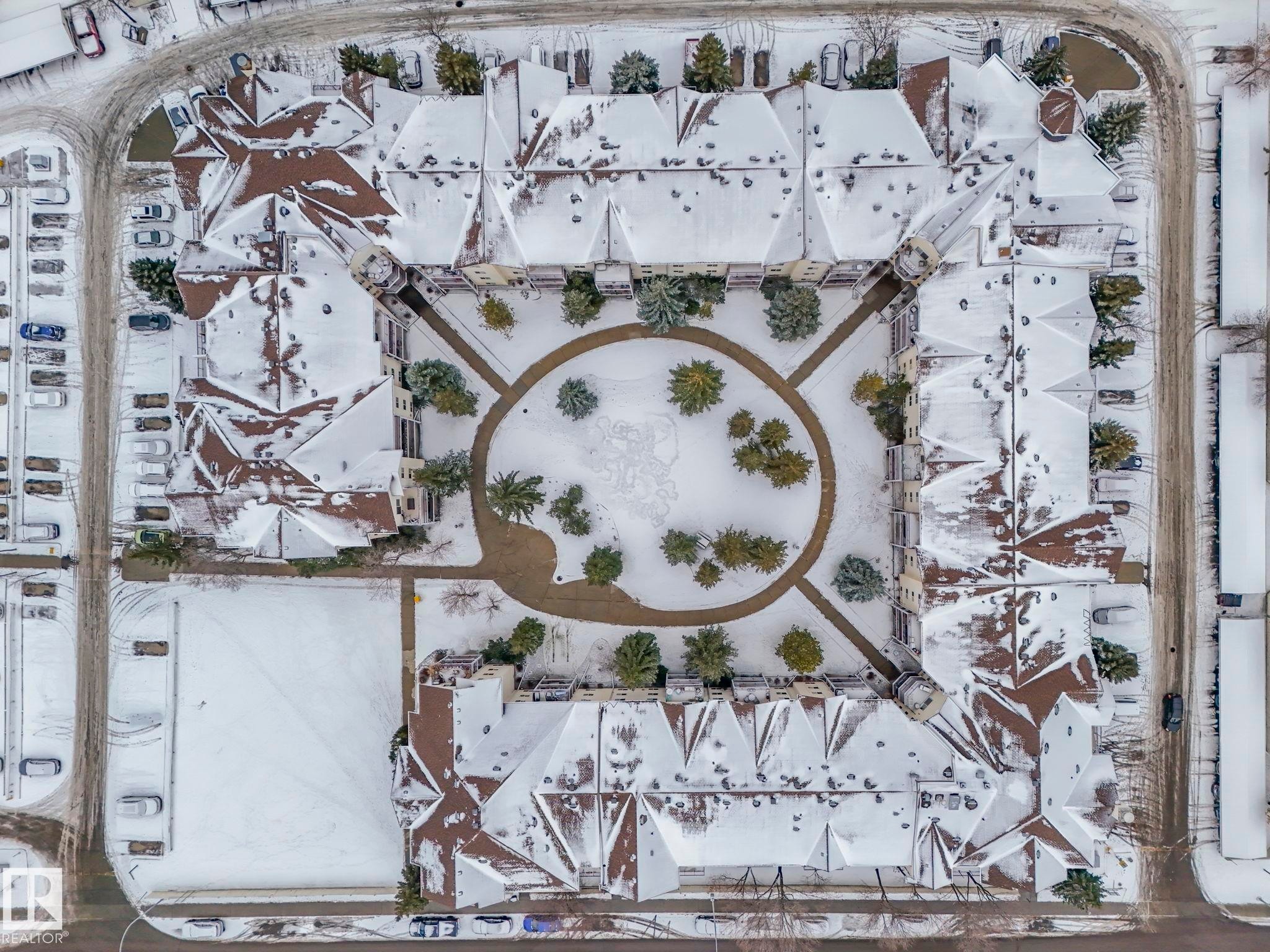 326 10636 120 Street, Edmonton, AB - With View