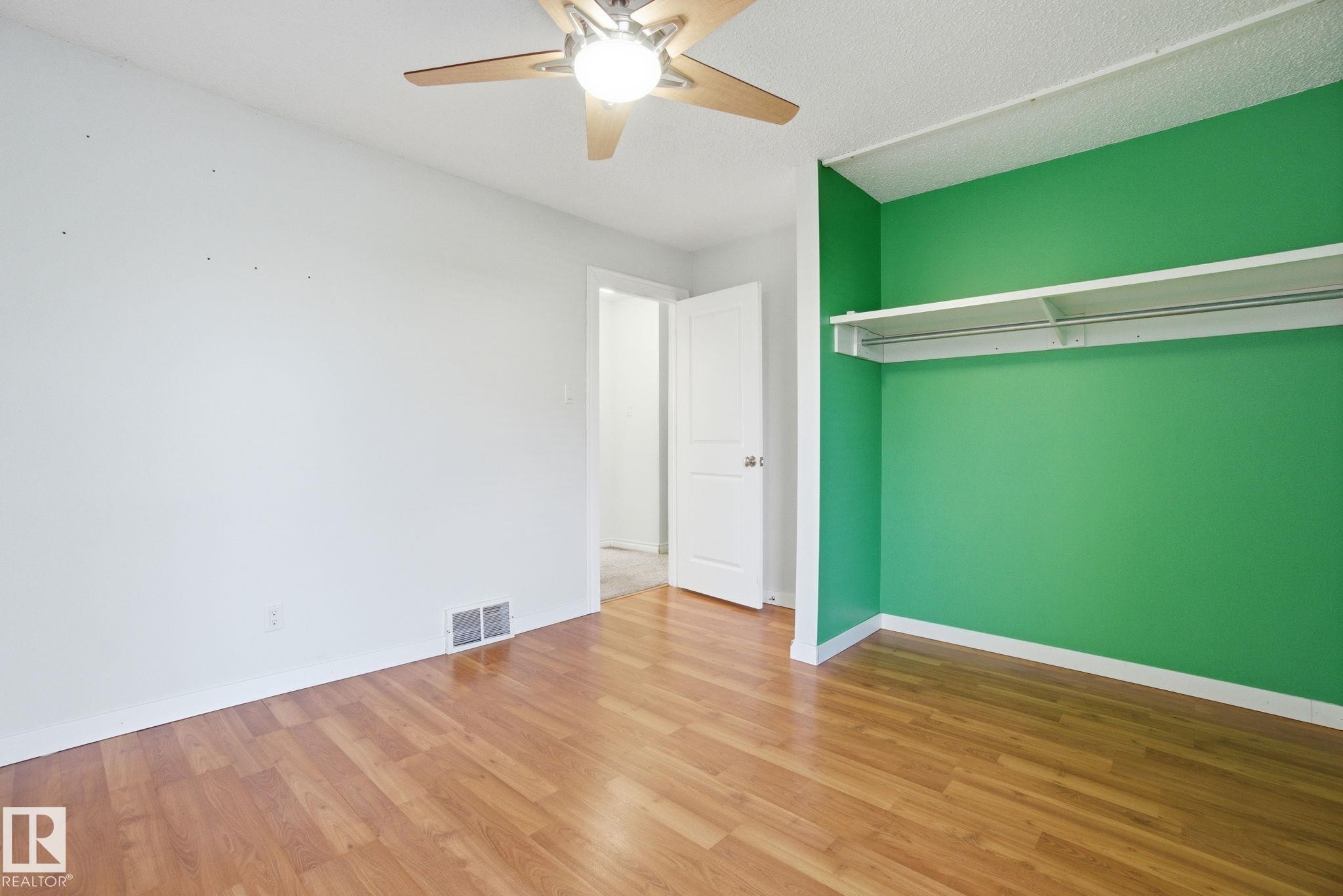 457 Abbottsfield Road, Edmonton, AB - Indoor Photo Showing Other Room