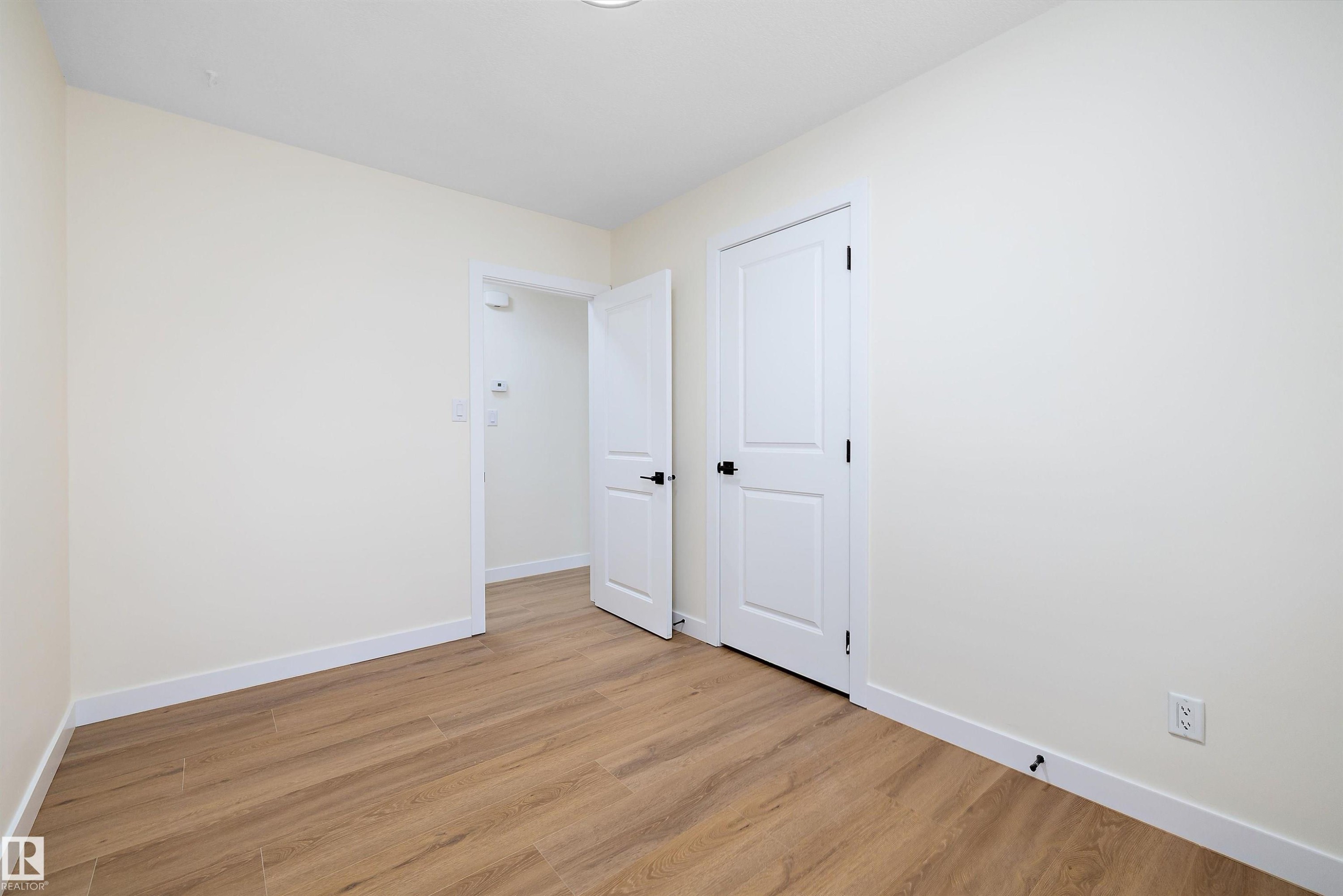 13519 109 Street, Edmonton, AB - Indoor Photo Showing Other Room