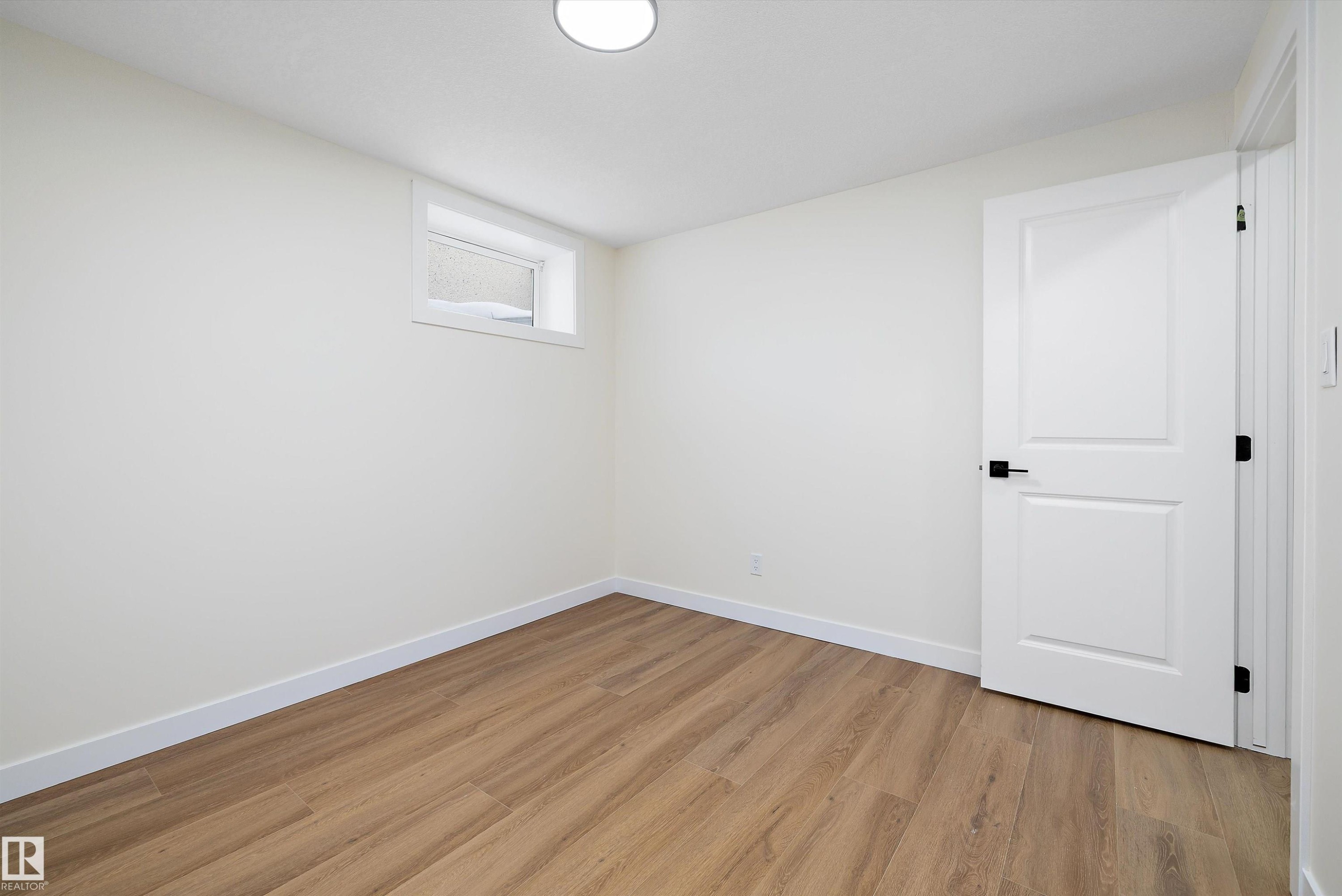 13519 109 Street, Edmonton, AB - Indoor Photo Showing Other Room