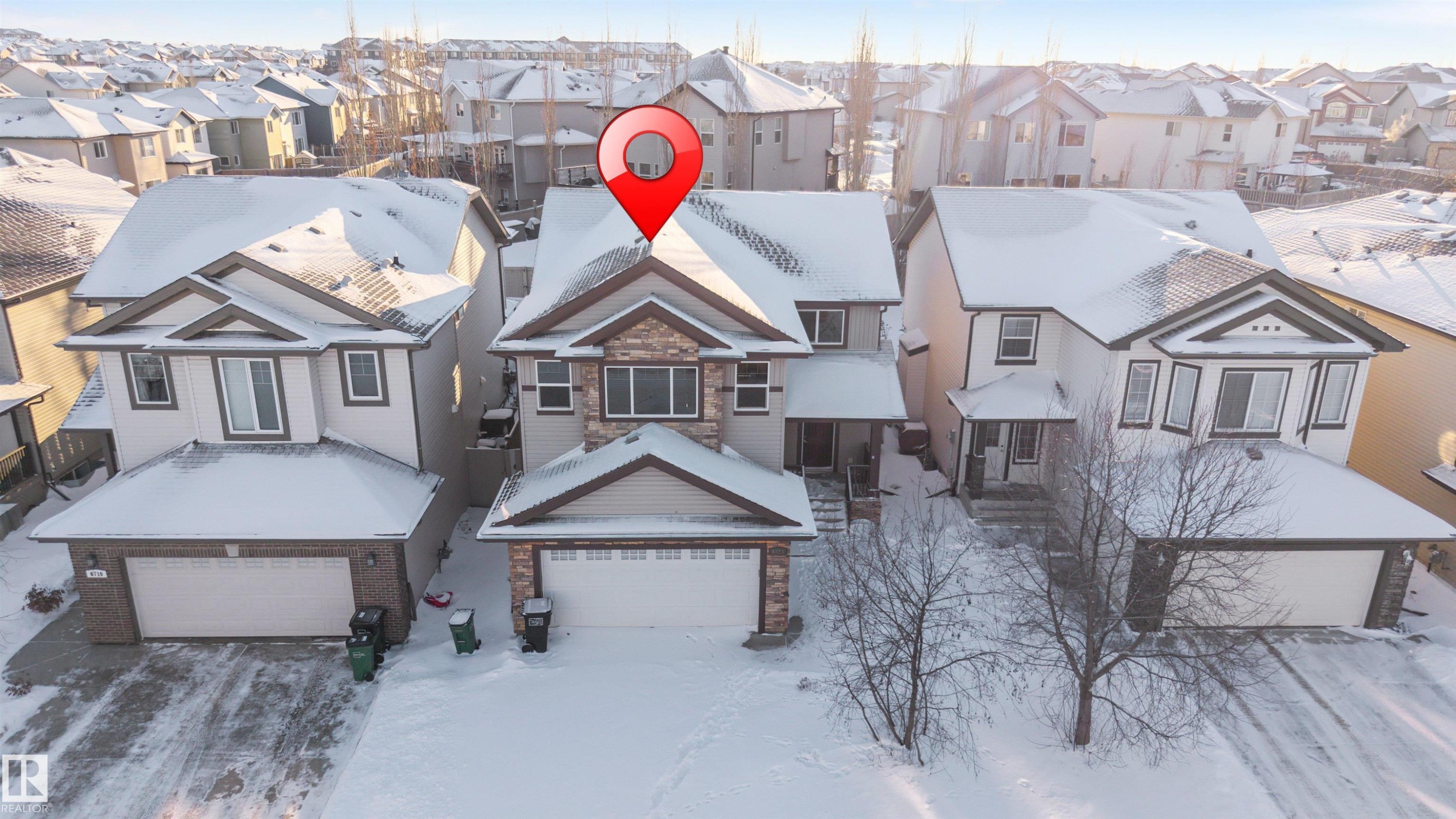 6723 19 Avenue, Edmonton, AB - Outdoor With Facade