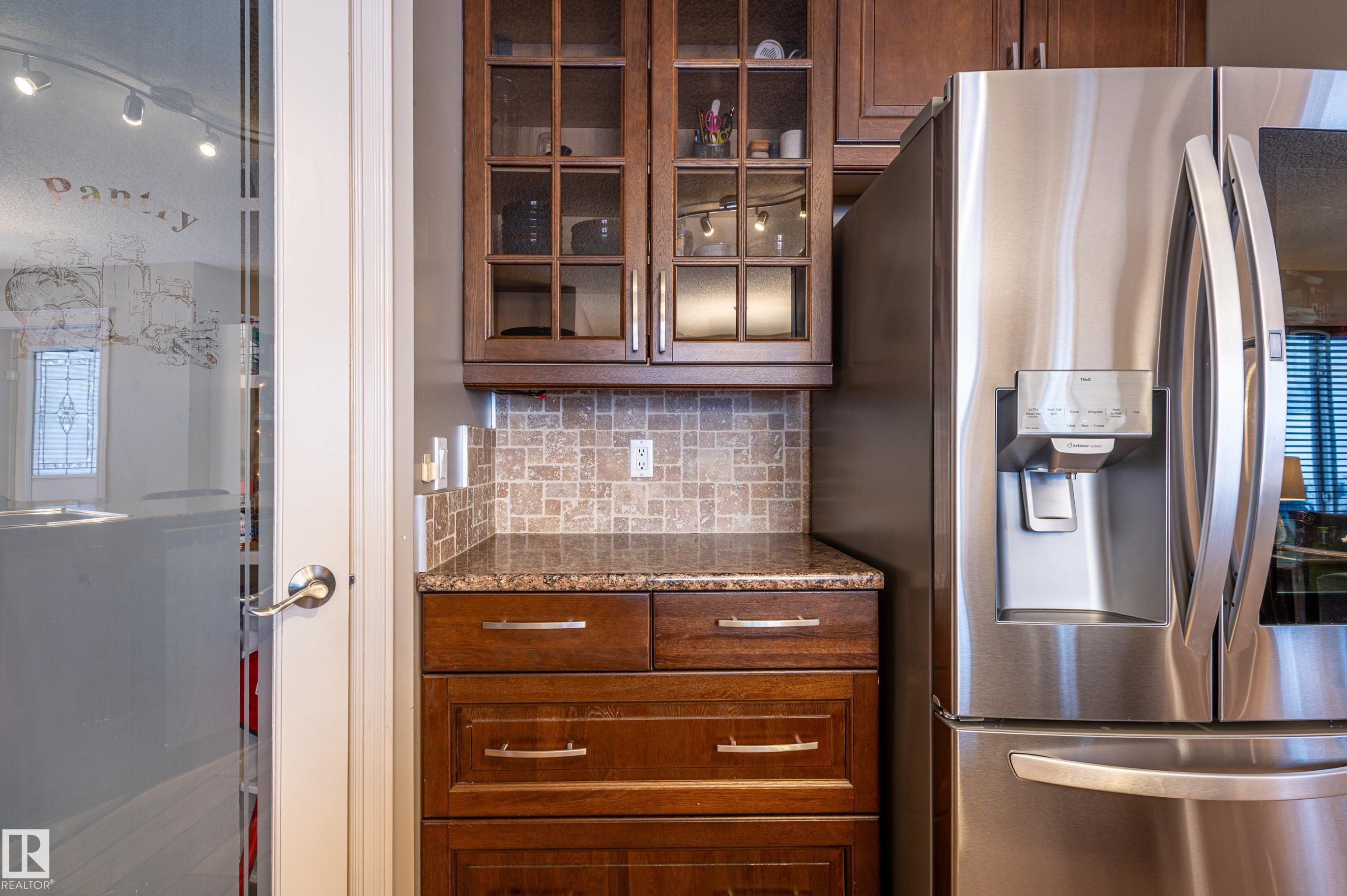 161 Hayward Crescent, Edmonton, AB - Indoor Photo Showing Other Room