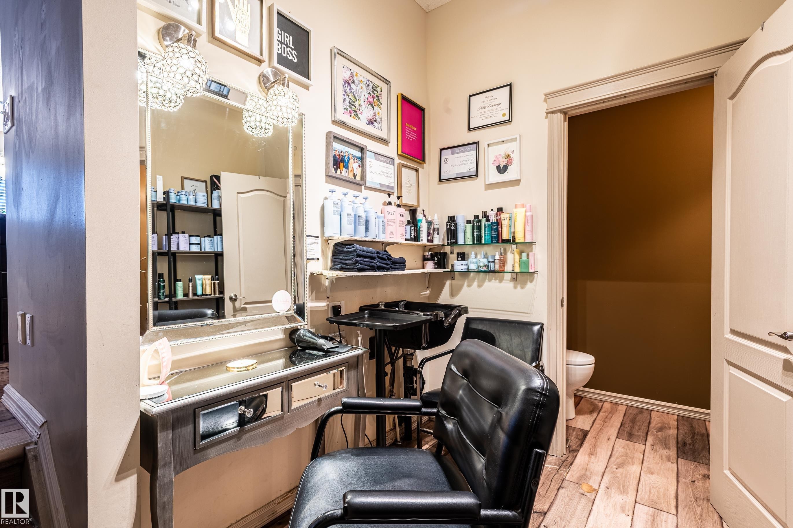 161 Hayward Crescent, Edmonton, AB - Indoor