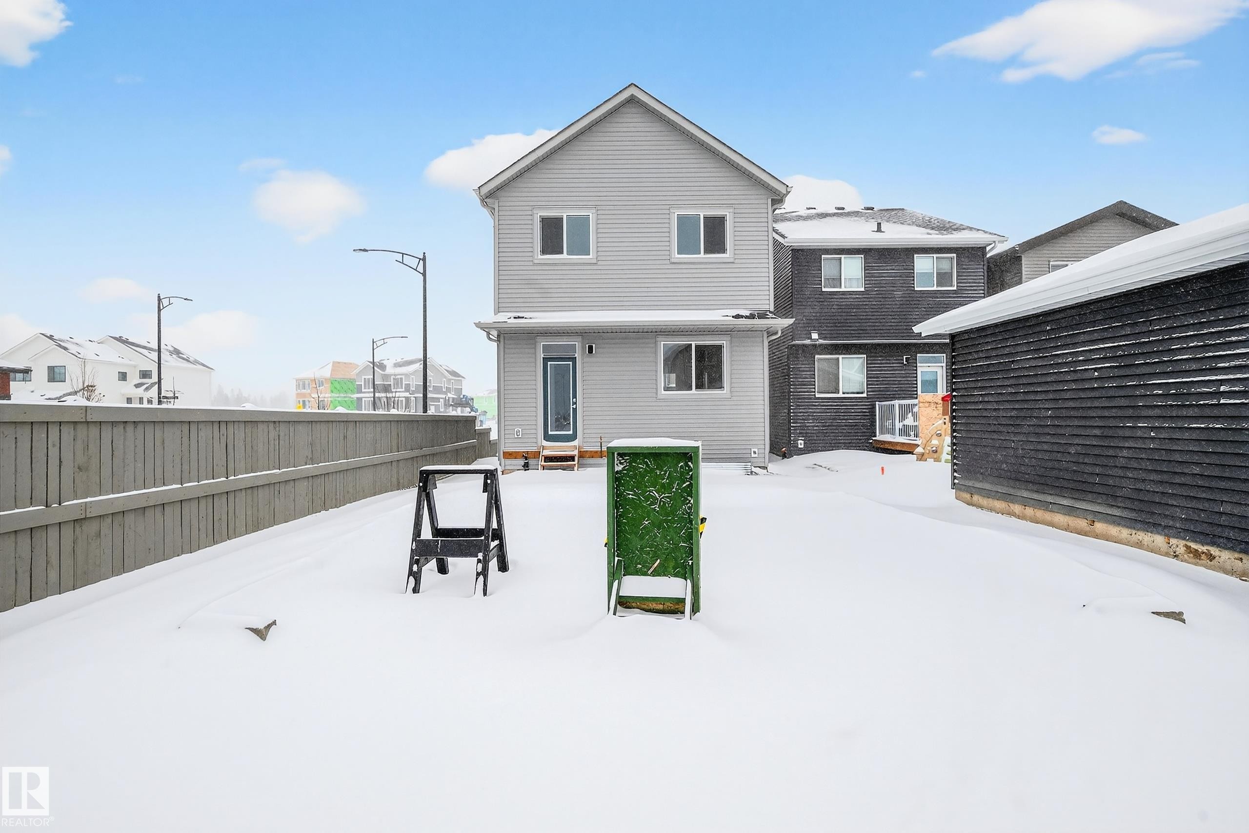 17203 3 Street, Edmonton, AB - Outdoor