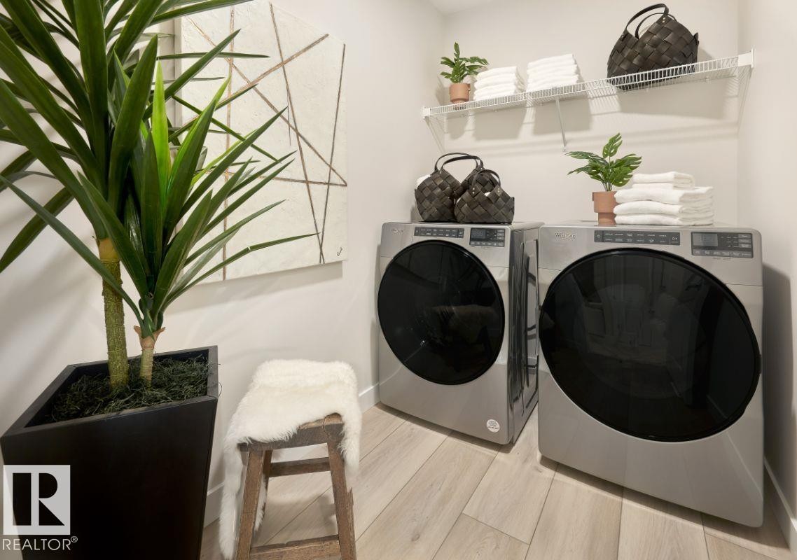 3247 Dixon Way, Edmonton, AB - Indoor Photo Showing Laundry Room