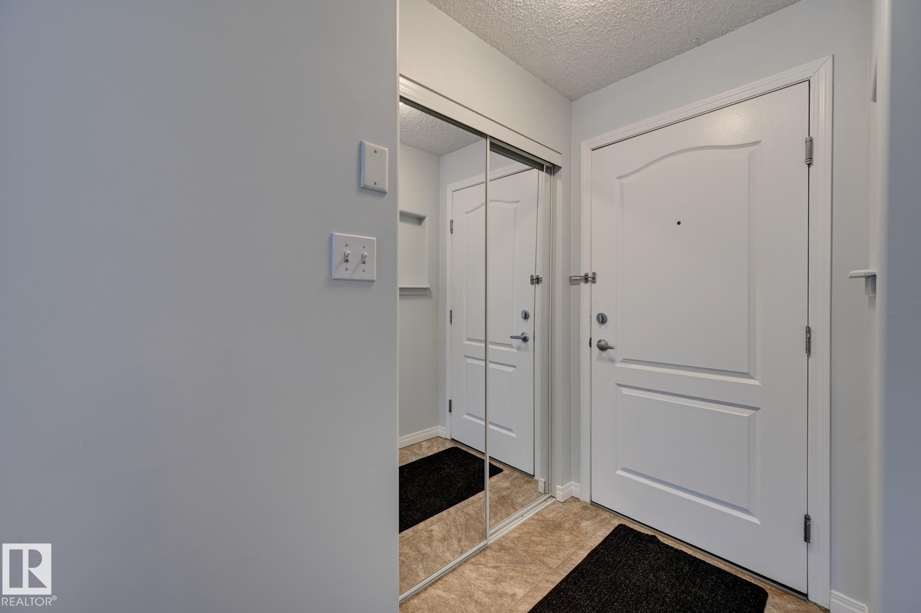 201 155 Edwards Drive, Edmonton, AB - Indoor Photo Showing Other Room