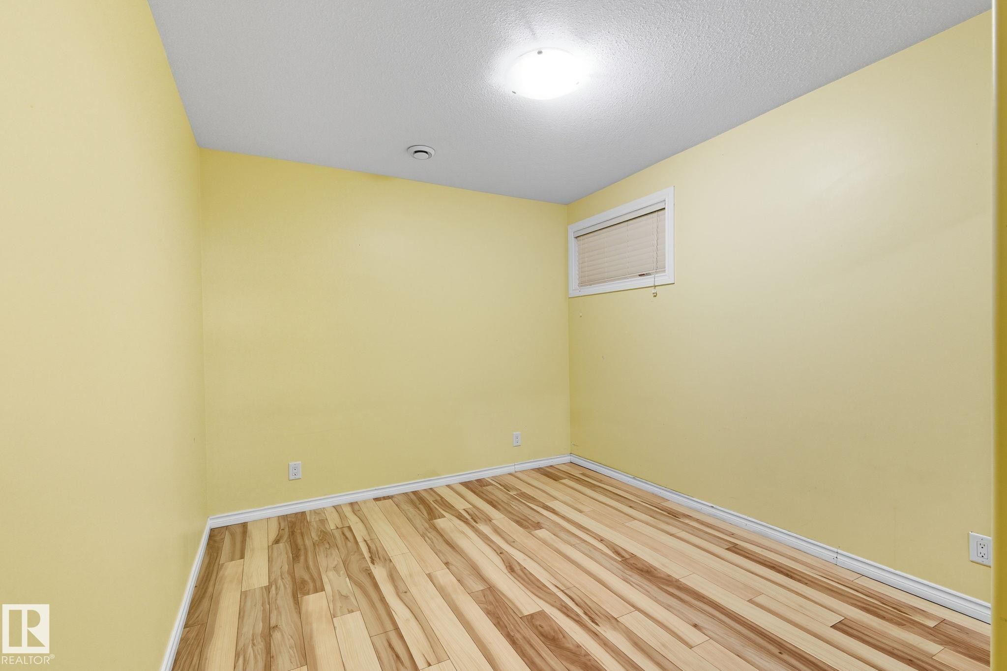 6026 164A Avenue, Edmonton, AB - Indoor Photo Showing Other Room