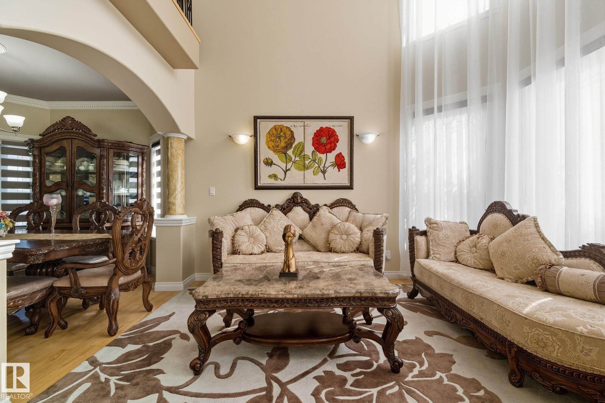 6026 164A Avenue, Edmonton, AB - Indoor Photo Showing Living Room