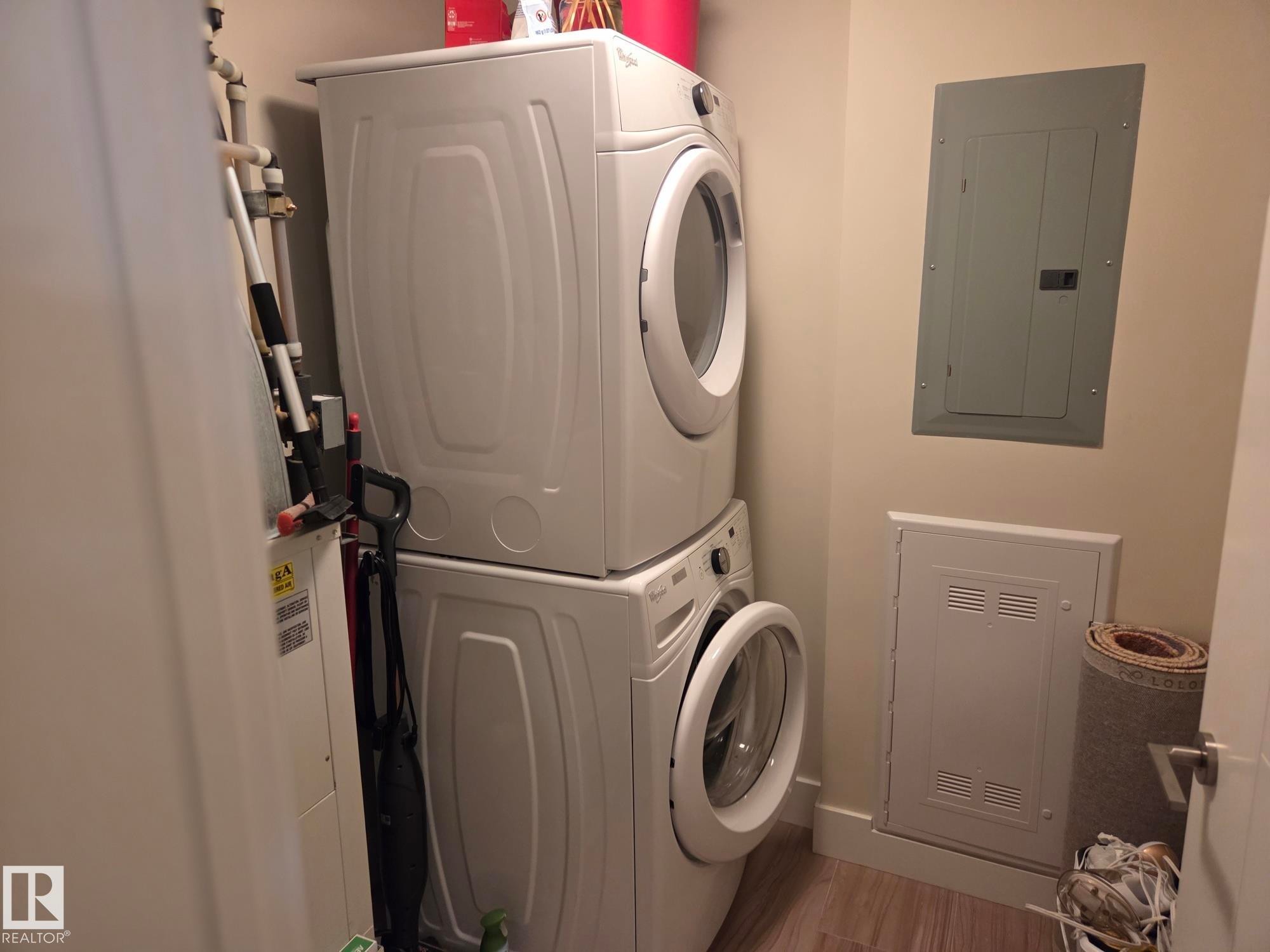 718 200 Bellerose Drive, St. Albert, AB - Indoor Photo Showing Laundry Room