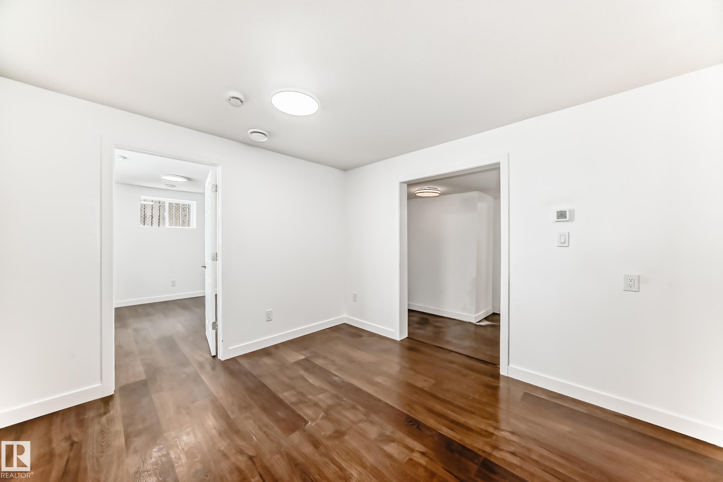 Edmonton, AB - Indoor Photo Showing Laundry Room