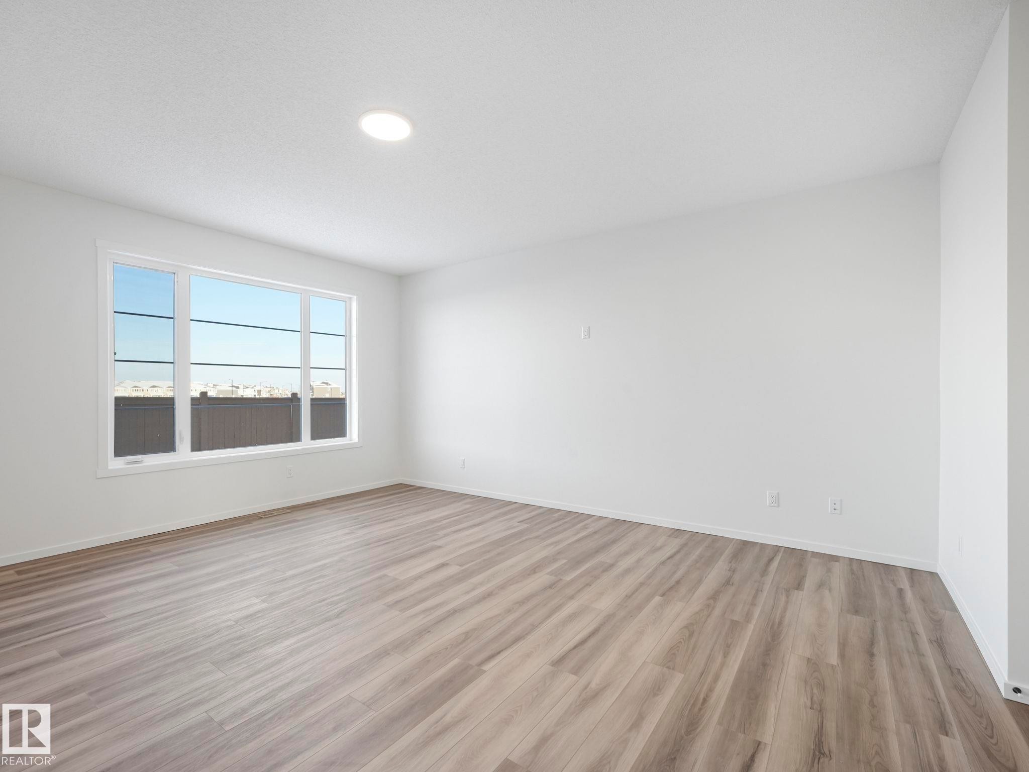 20506 16A Avenue, Edmonton, AB - Indoor Photo Showing Other Room