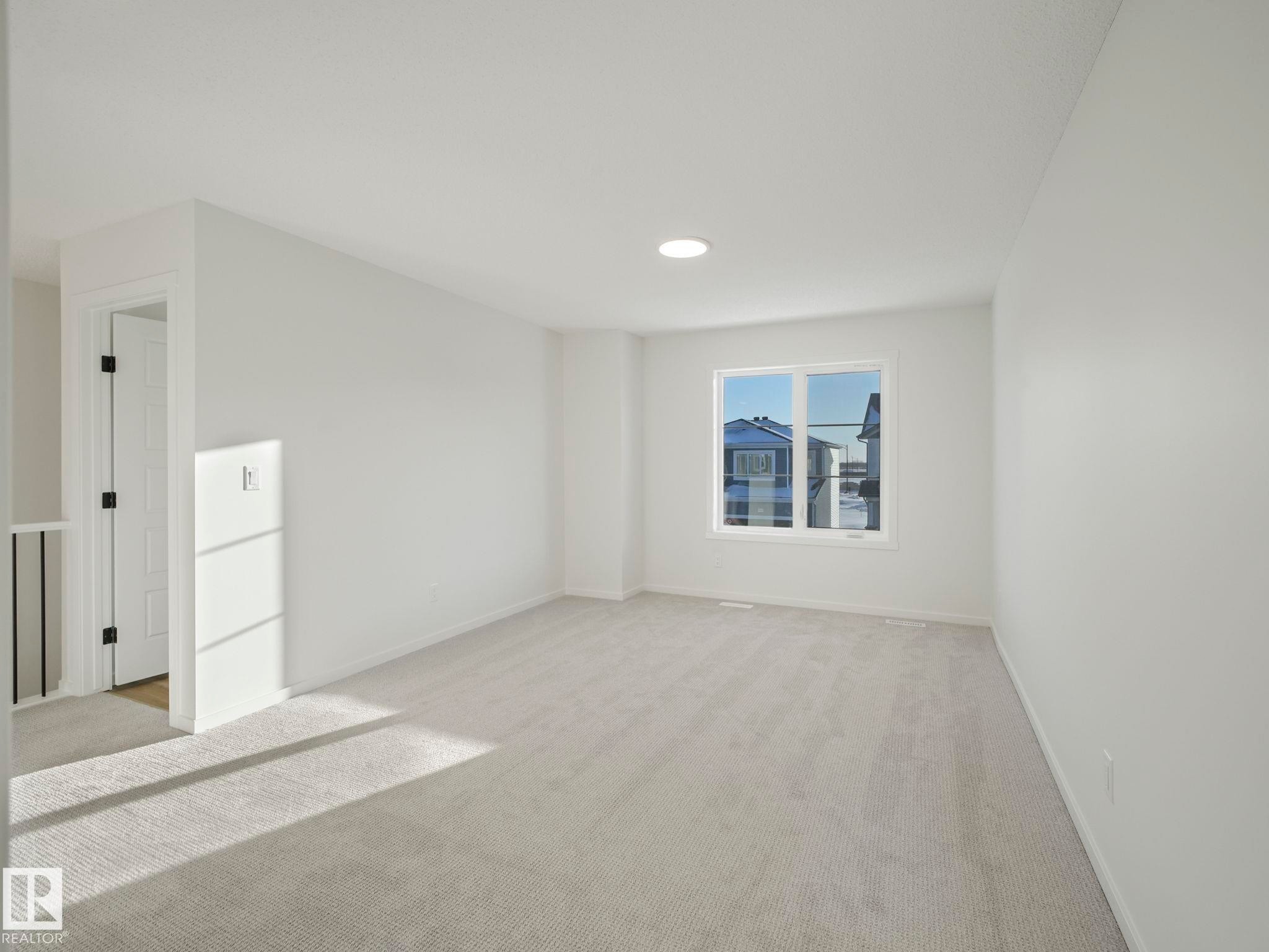 20506 16A Avenue, Edmonton, AB - Indoor Photo Showing Other Room