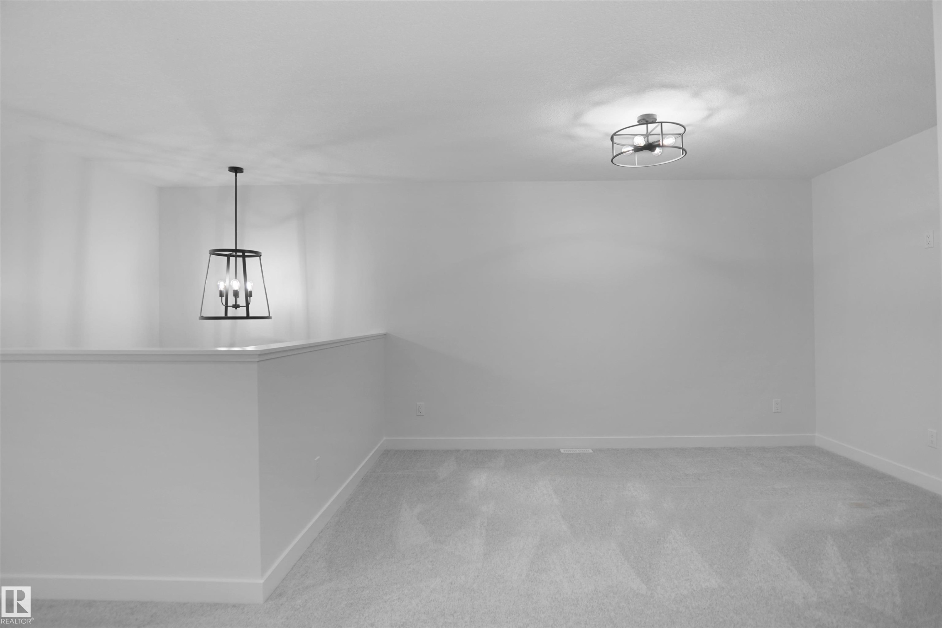 17510 5A Street, Edmonton, AB - Indoor Photo Showing Other Room