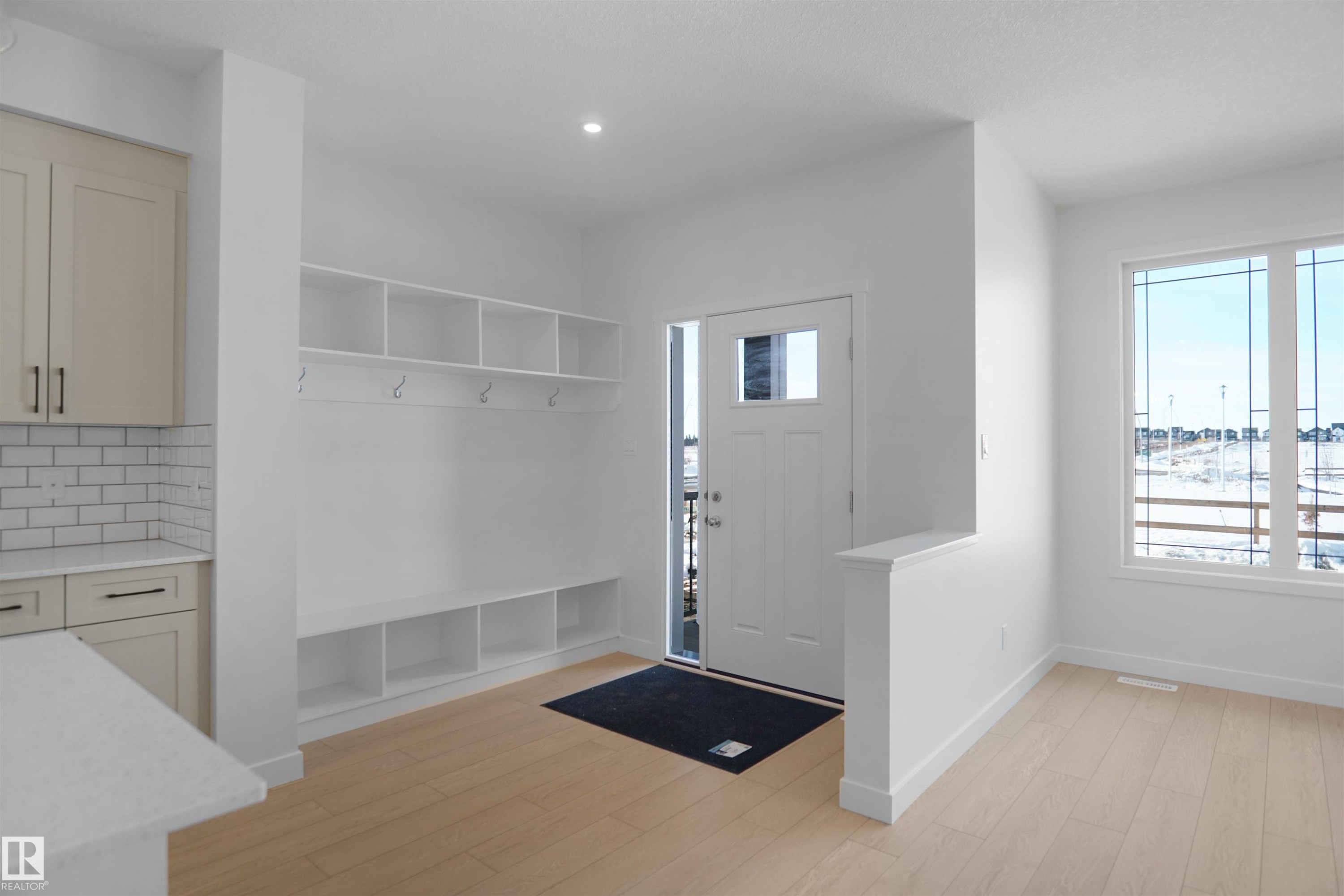 17510 5A Street, Edmonton, AB - Indoor Photo Showing Other Room