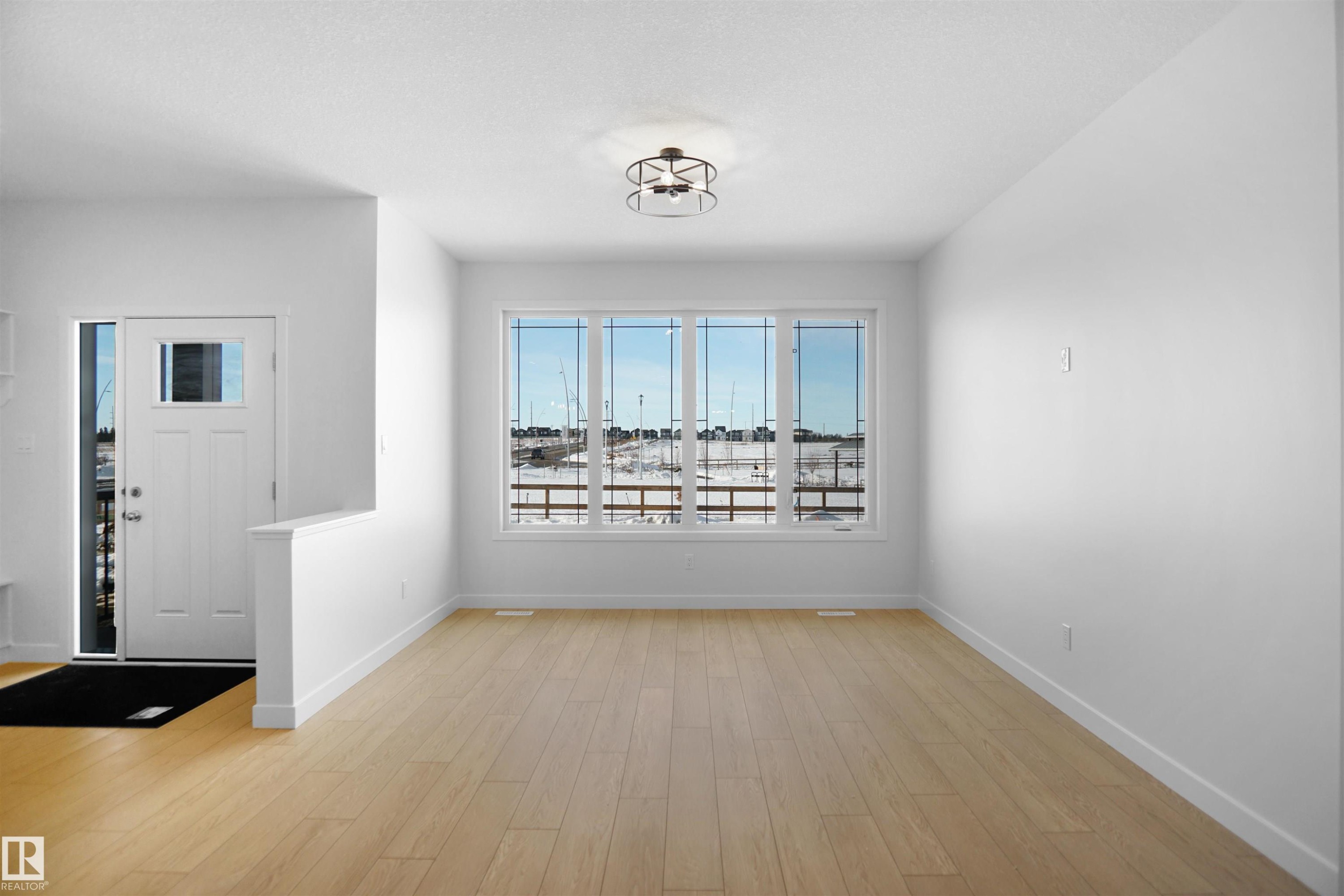 17510 5A Street, Edmonton, AB - Indoor Photo Showing Other Room