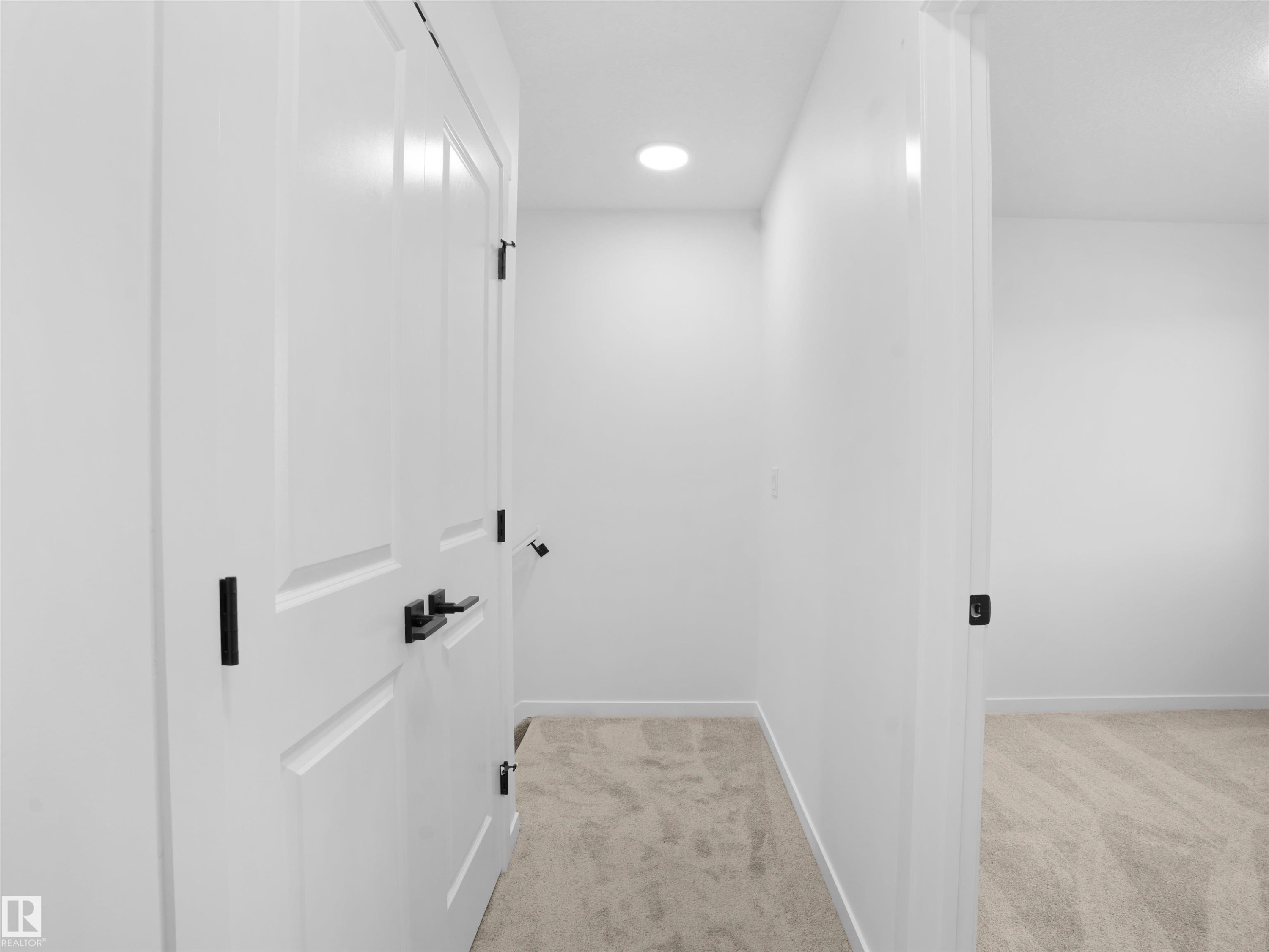 67 525 Secord Boulevard, Edmonton, AB - Indoor Photo Showing Other Room