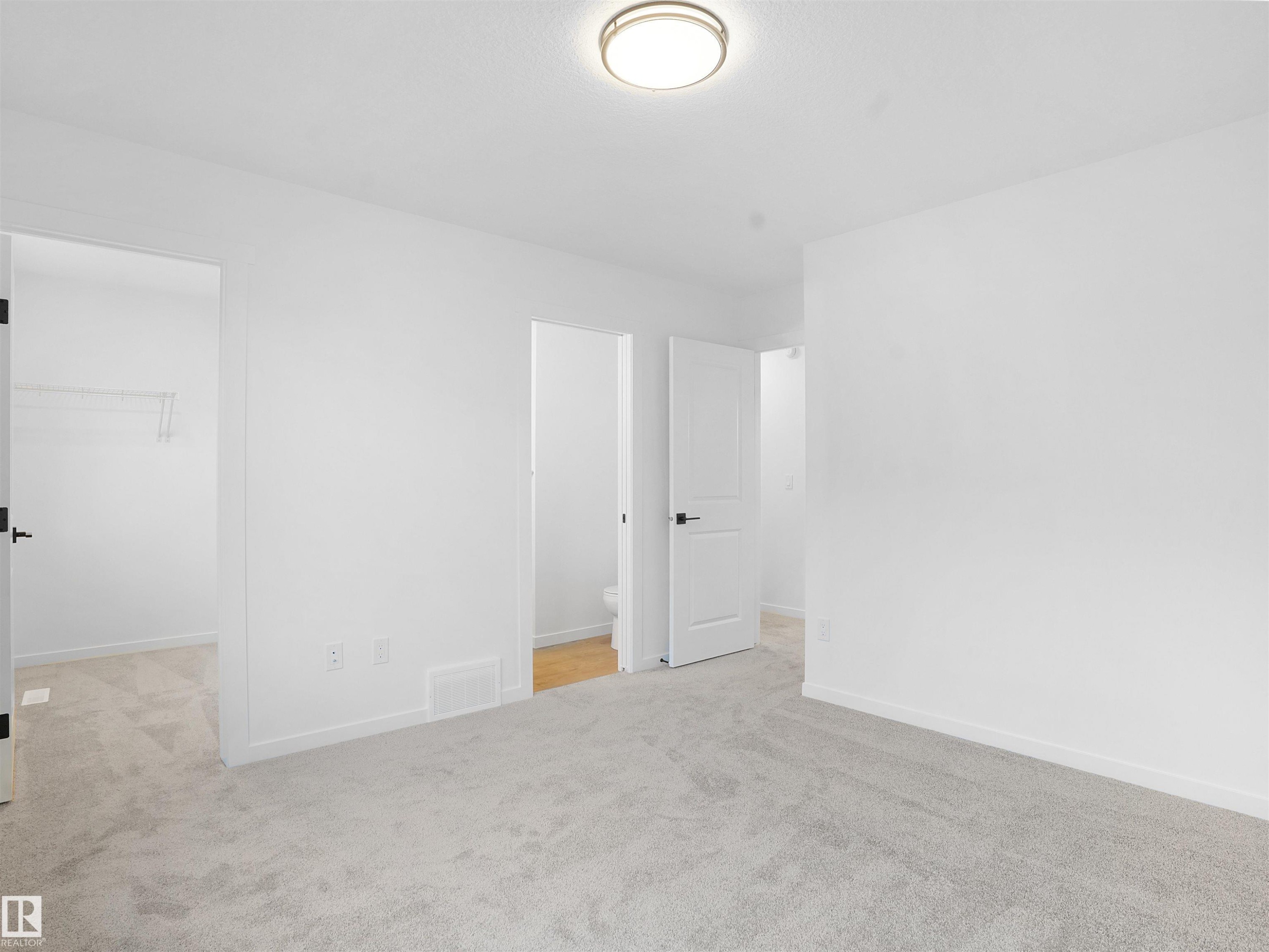 67 525 Secord Boulevard, Edmonton, AB - Indoor Photo Showing Other Room