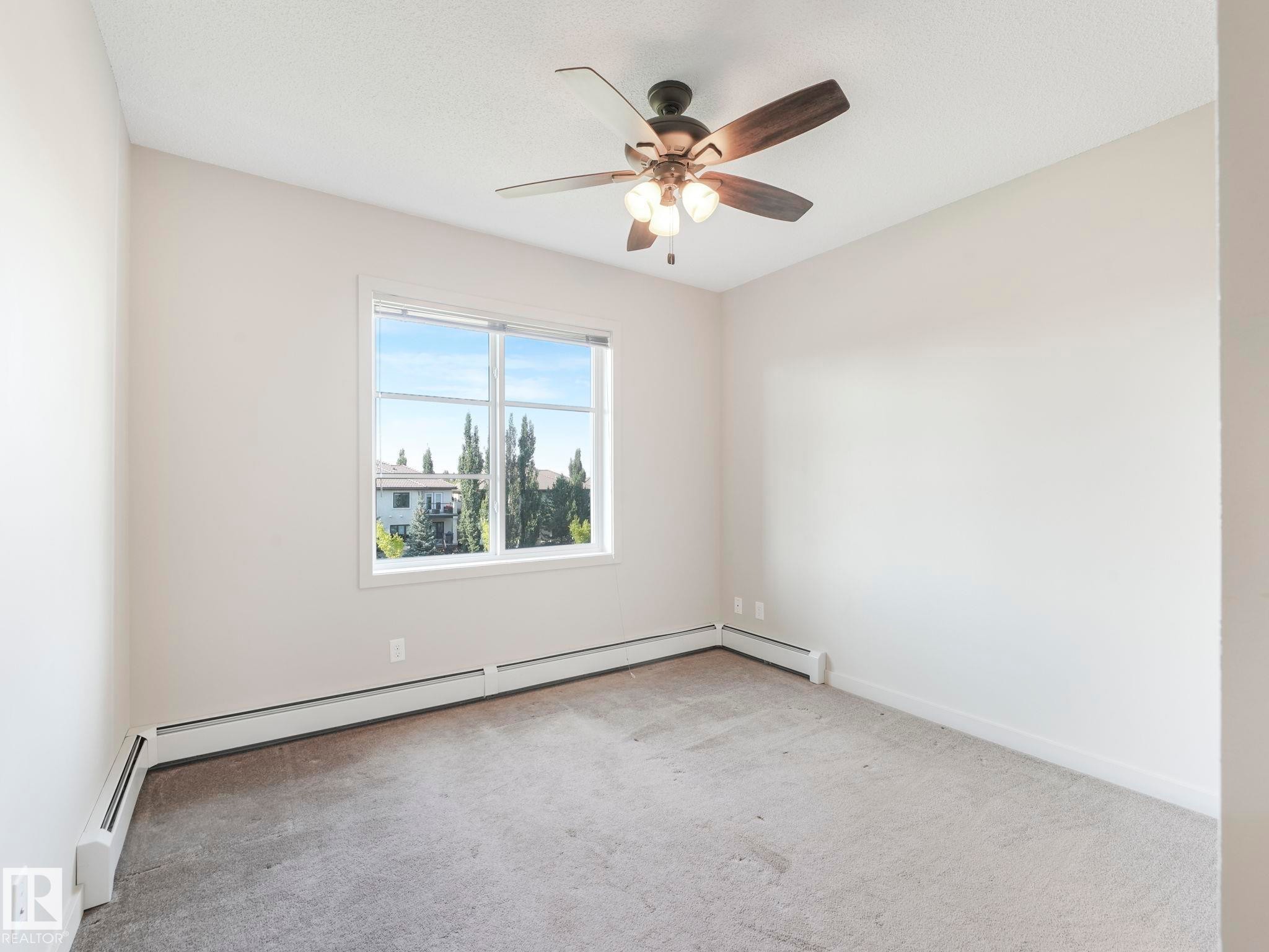 317 1144 Adamson Drive, Edmonton, AB - Indoor Photo Showing Other Room