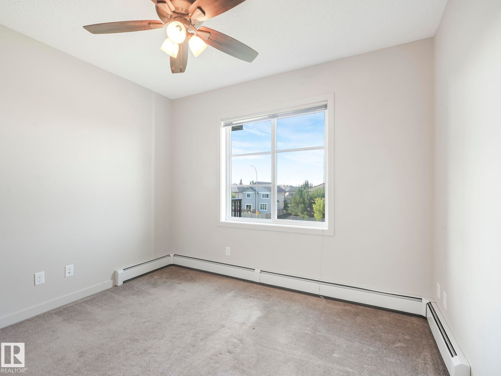 317 1144 Adamson Drive, Edmonton, AB - Indoor Photo Showing Other Room