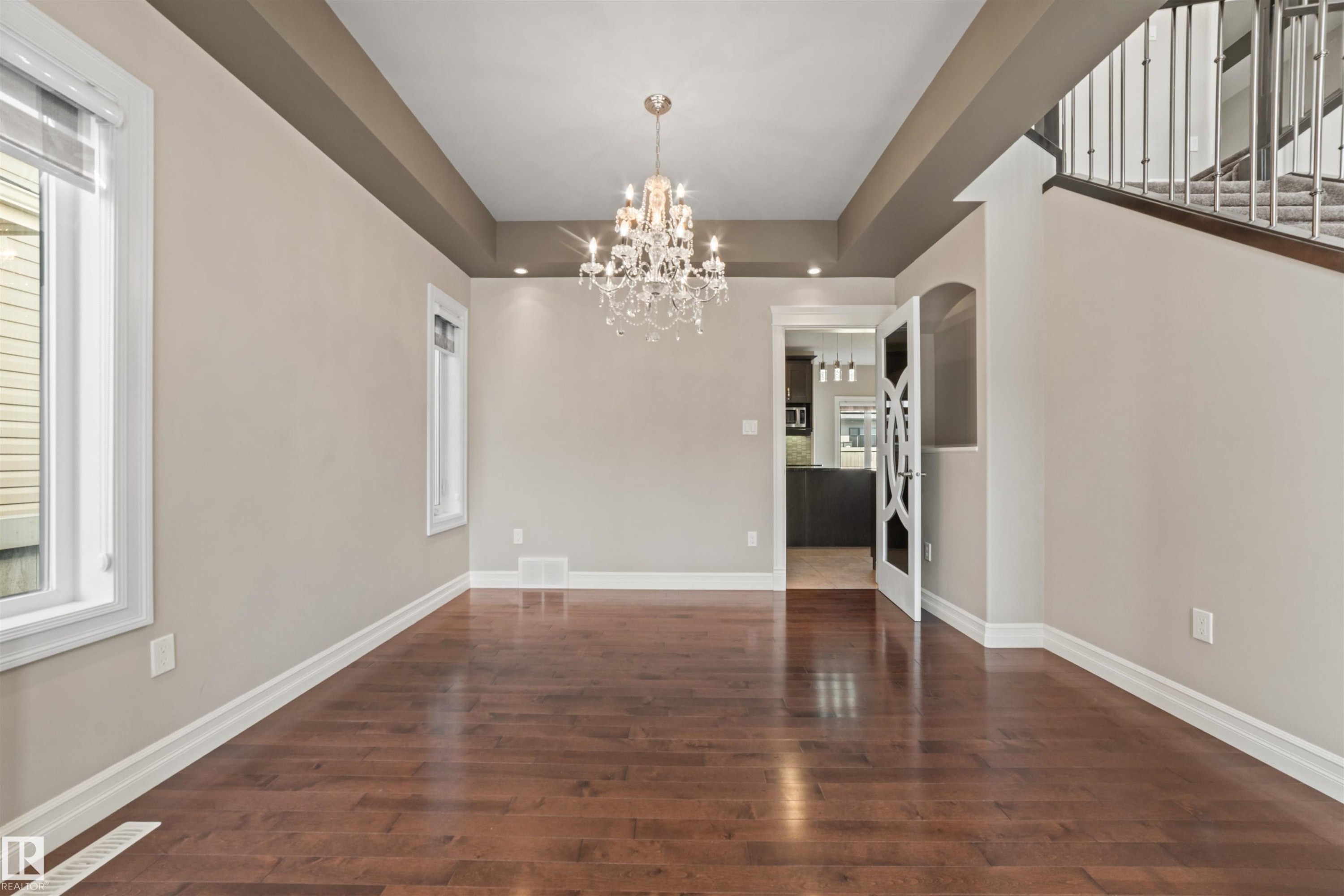 1721 Adamson Crescent, Edmonton, AB - Indoor Photo Showing Other Room