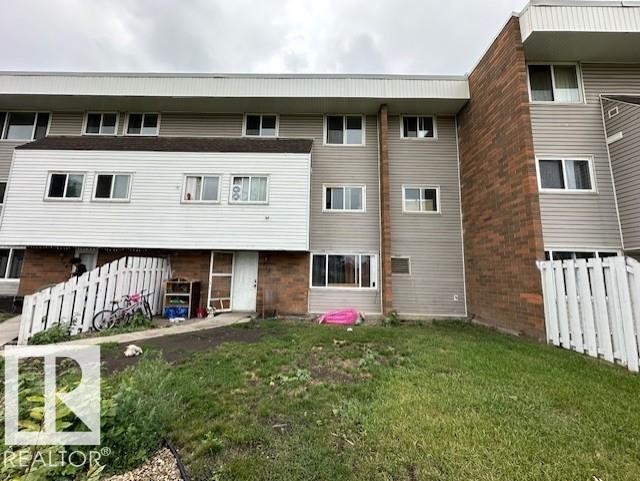313 2908 116A Avenue, Edmonton, AB - Outdoor