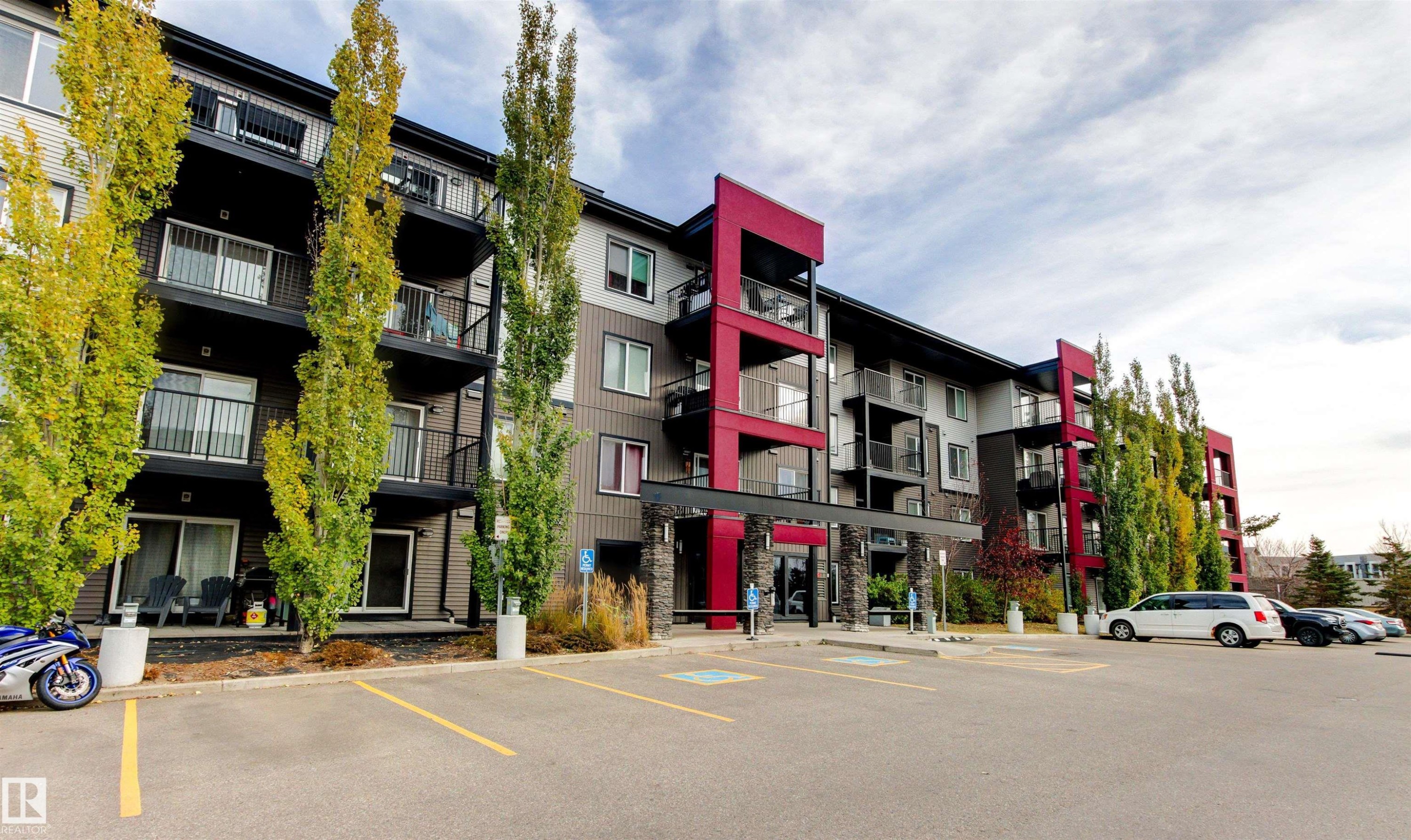 206 5521 7 Avenue, Edmonton, AB - Outdoor With Balcony With Facade