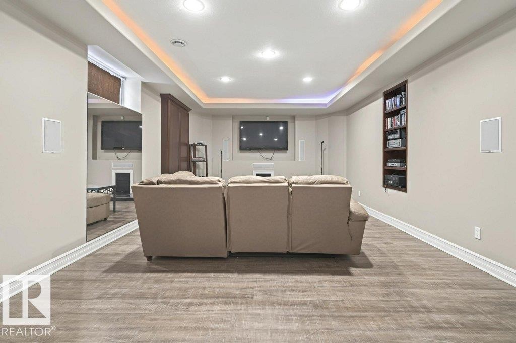 4835 Mactaggart Crest Crest, Edmonton, AB - Indoor Photo Showing Other Room