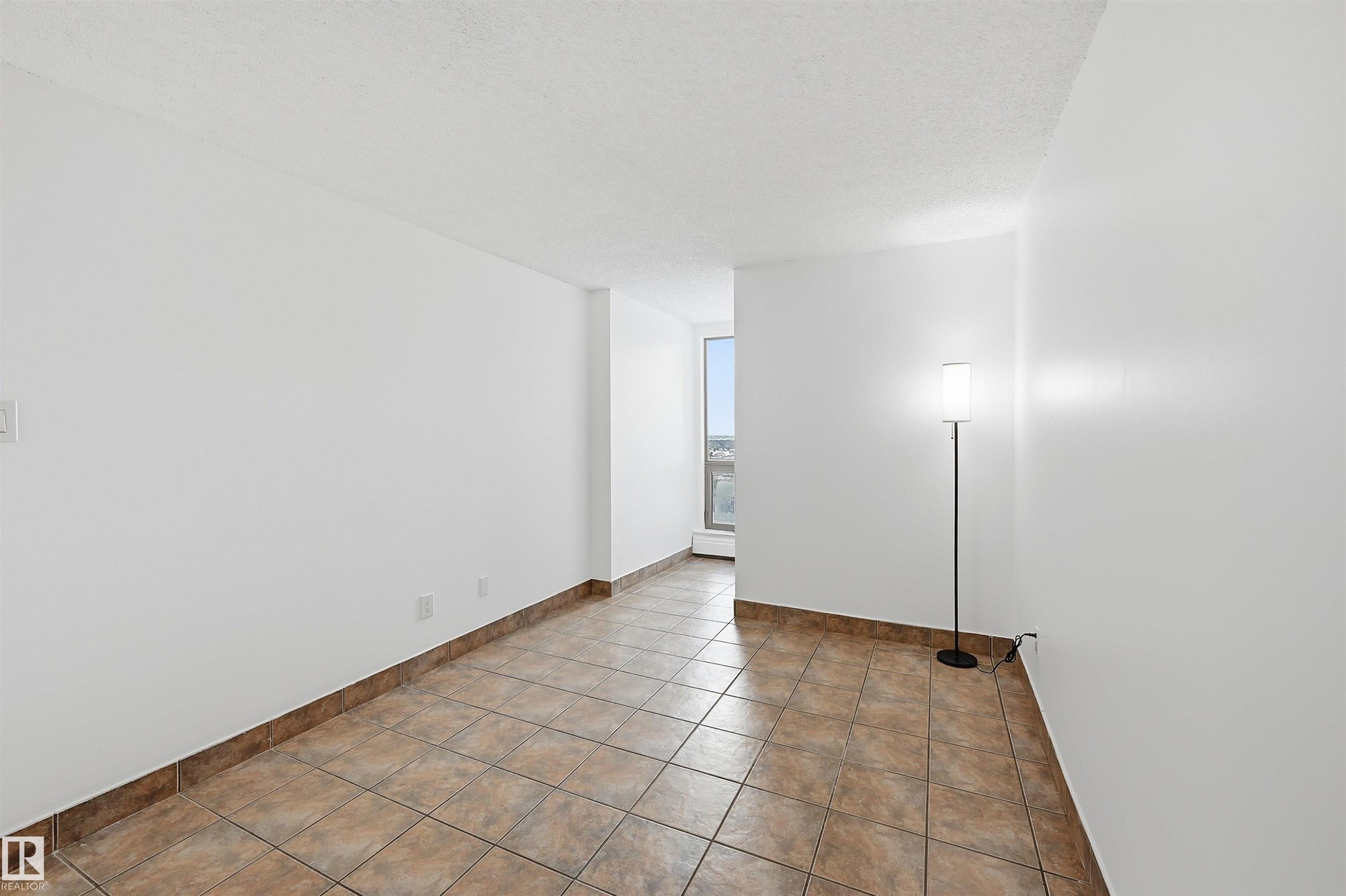 1808 10149 Saskatchewan Drive, Edmonton, AB - Indoor Photo Showing Other Room
