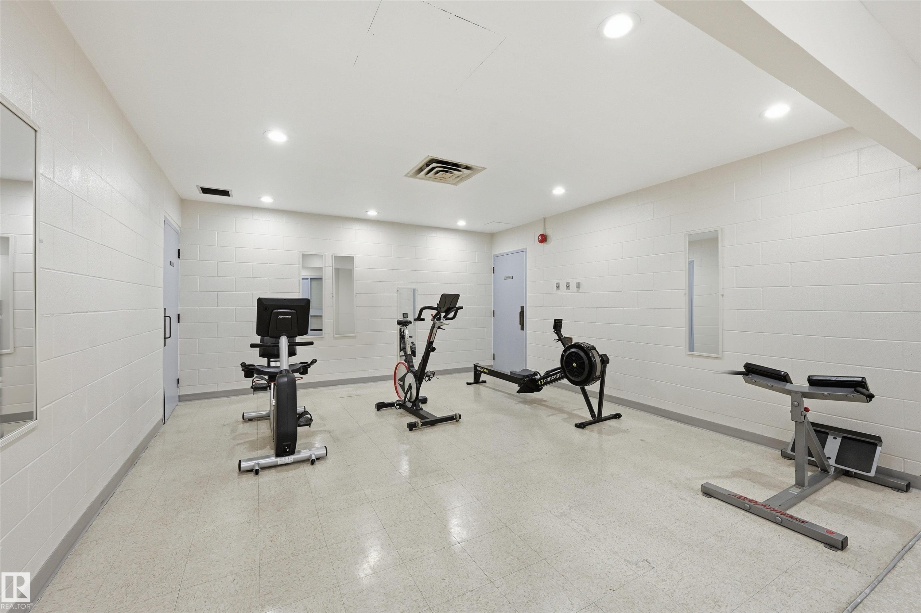 1808 10149 Saskatchewan Drive, Edmonton, AB - Indoor Photo Showing Gym Room