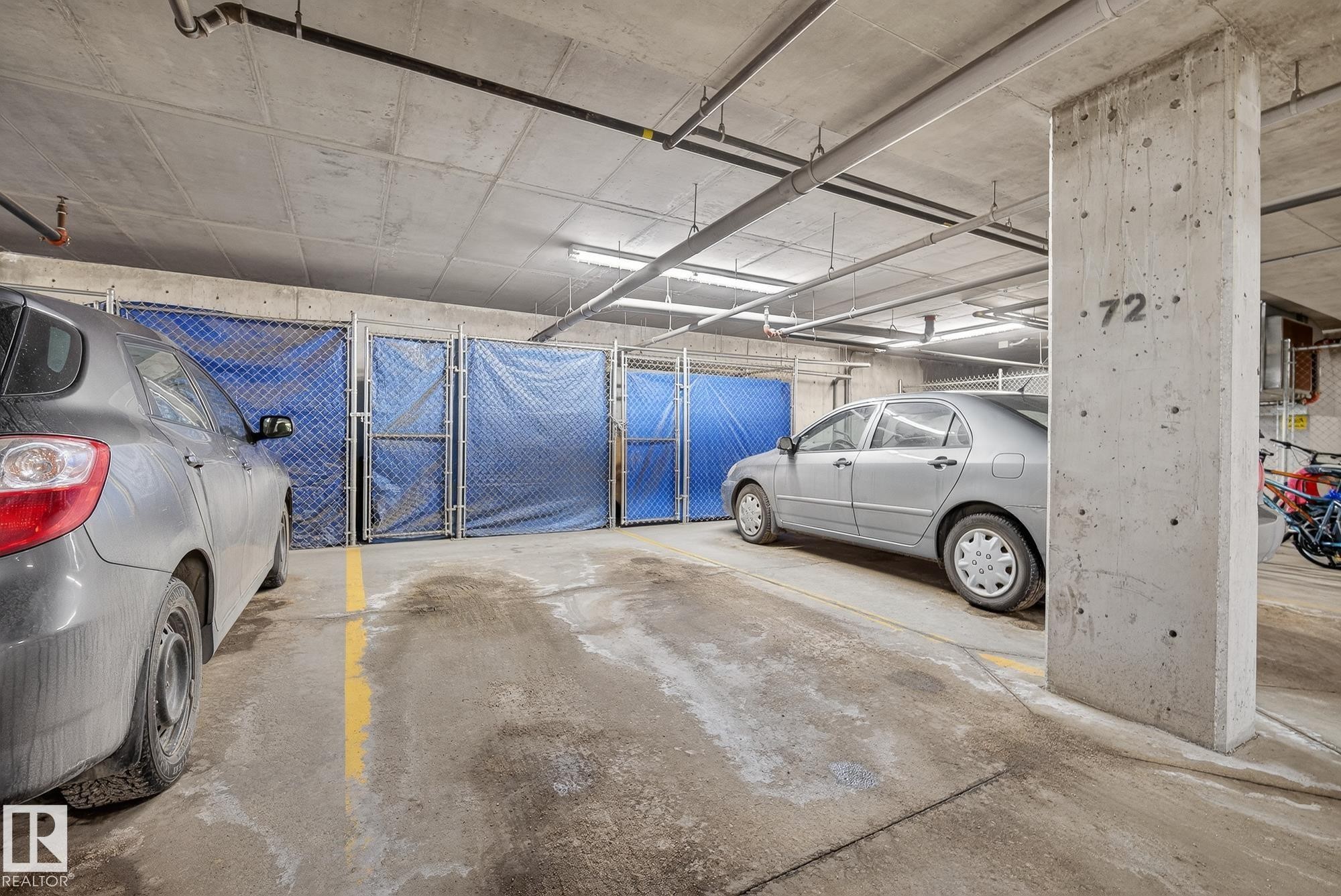 134 11505 Ellerslie Road, Edmonton, AB - Indoor Photo Showing Garage