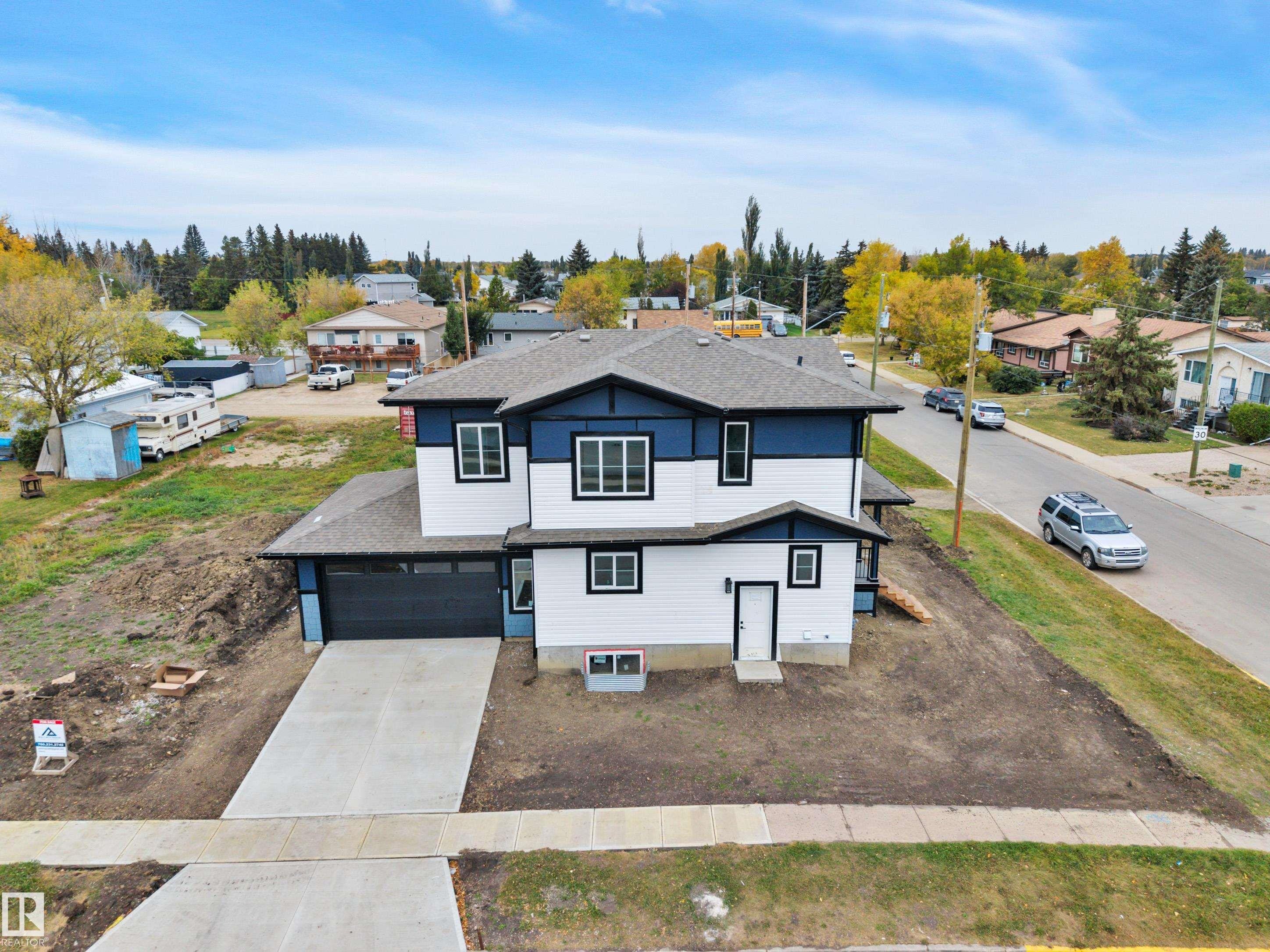 5001 51 Avenue, Calmar, AB - Outdoor