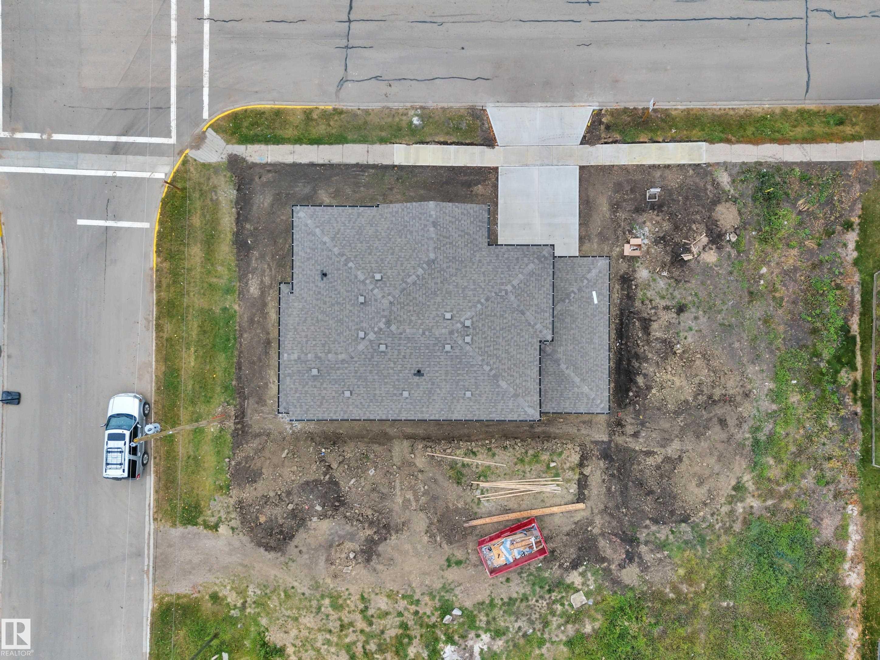 5001 51 Avenue, Calmar, AB - Outdoor