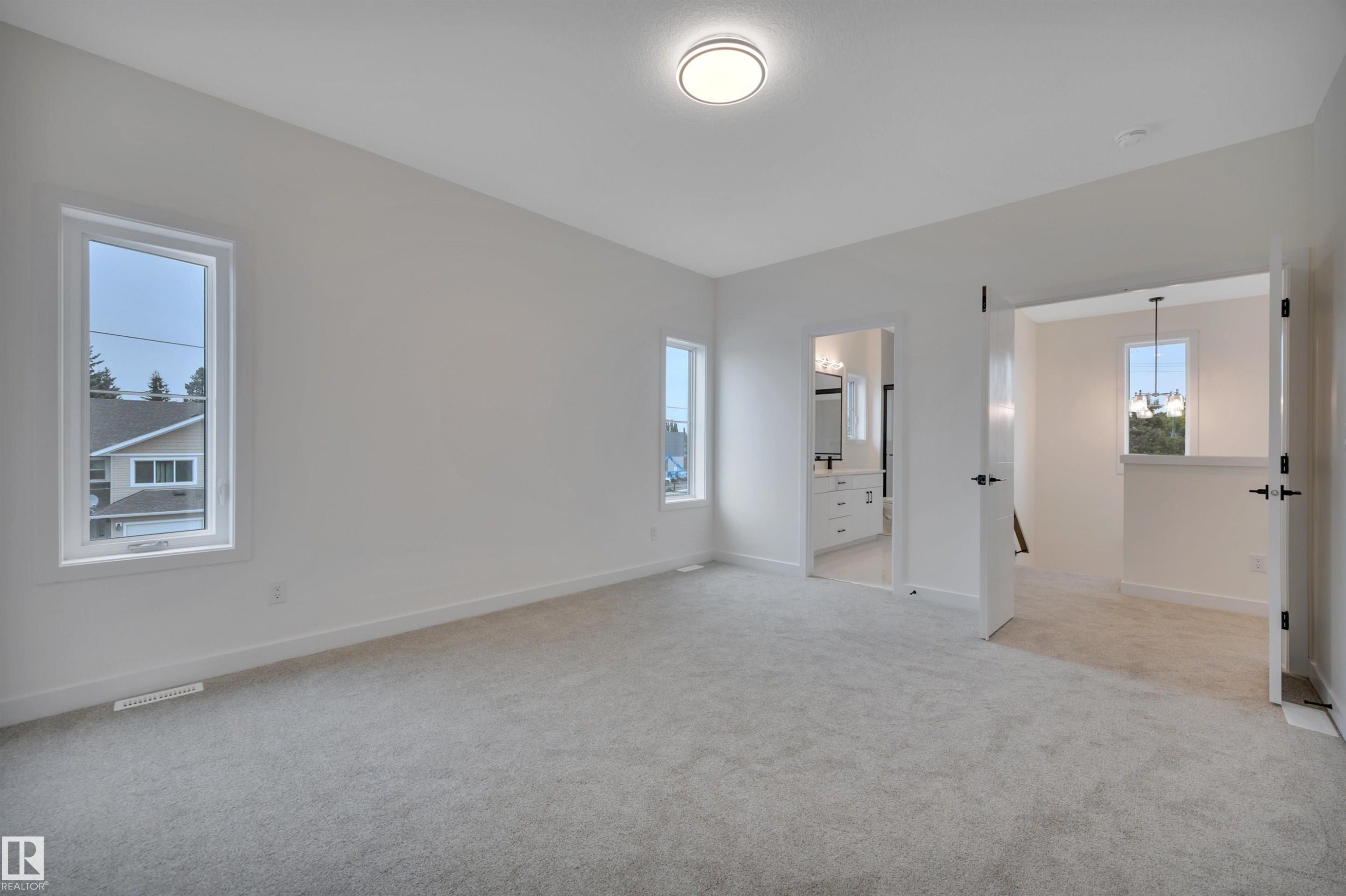 5001 51 Avenue, Calmar, AB - Indoor Photo Showing Other Room