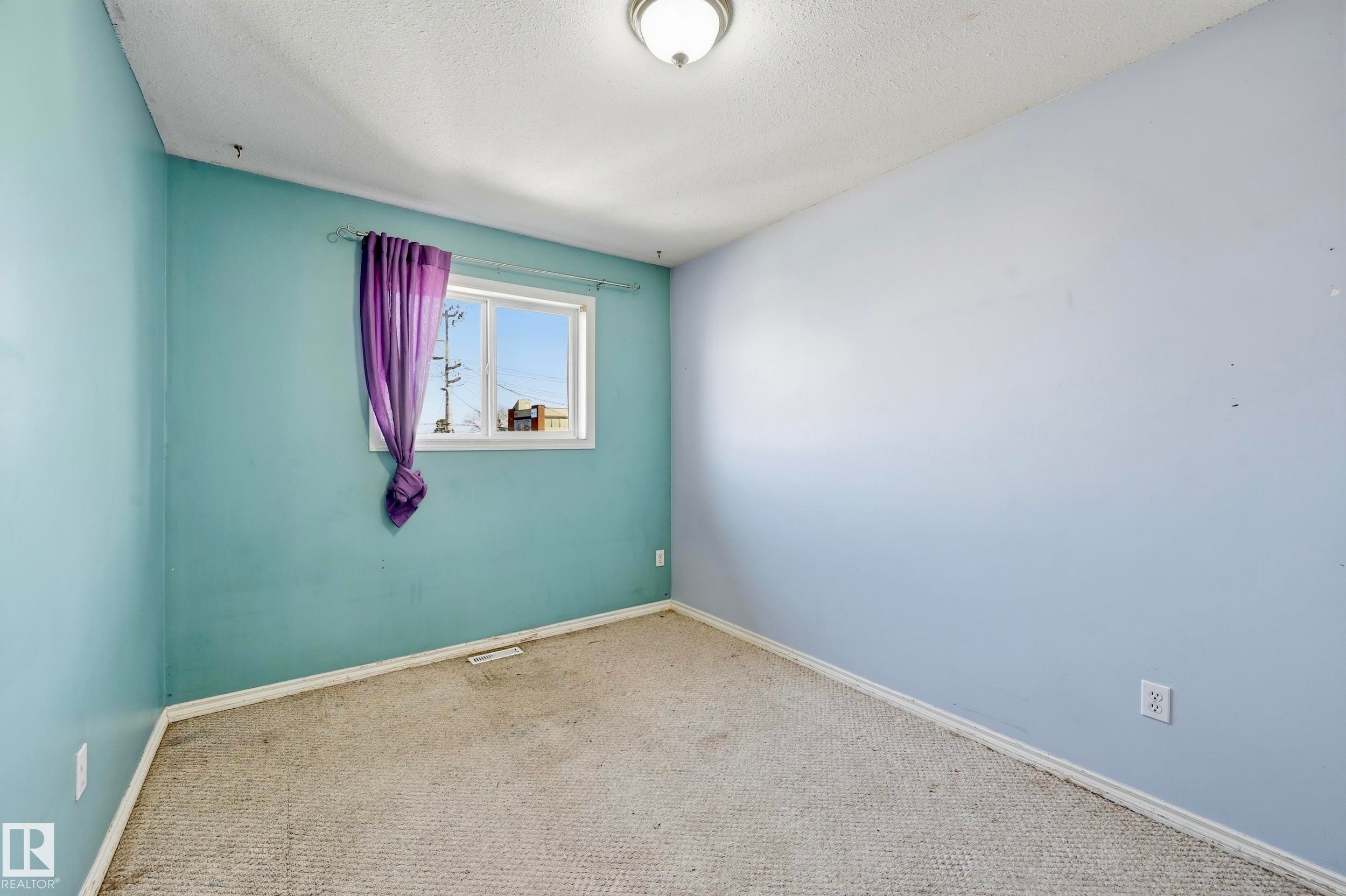 11727 83 Street, Edmonton, AB - Indoor Photo Showing Other Room
