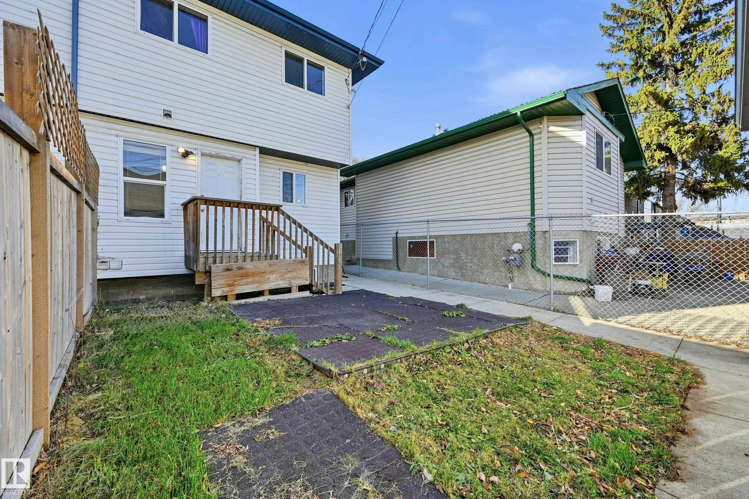 11727 83 Street, Edmonton, AB - Outdoor With Exterior