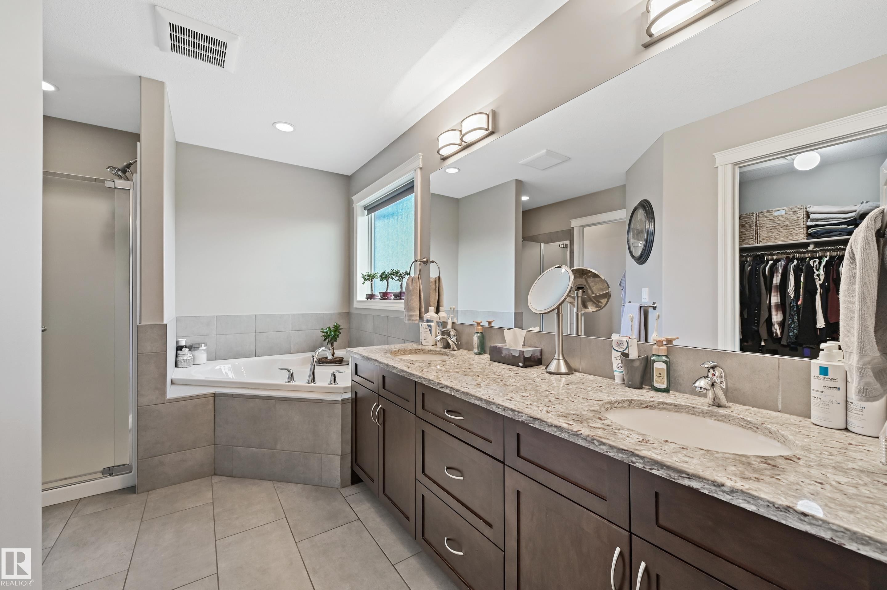 9 Viceroy Crescent, Olds, AB - Indoor Photo Showing Bathroom